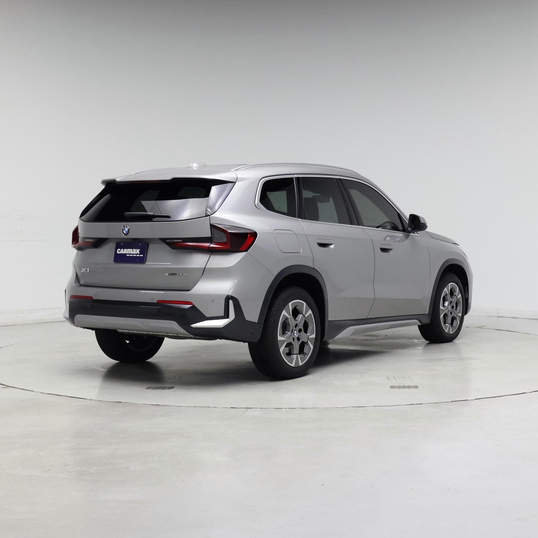 Thumbnail: 2025 BMW X1 - 8