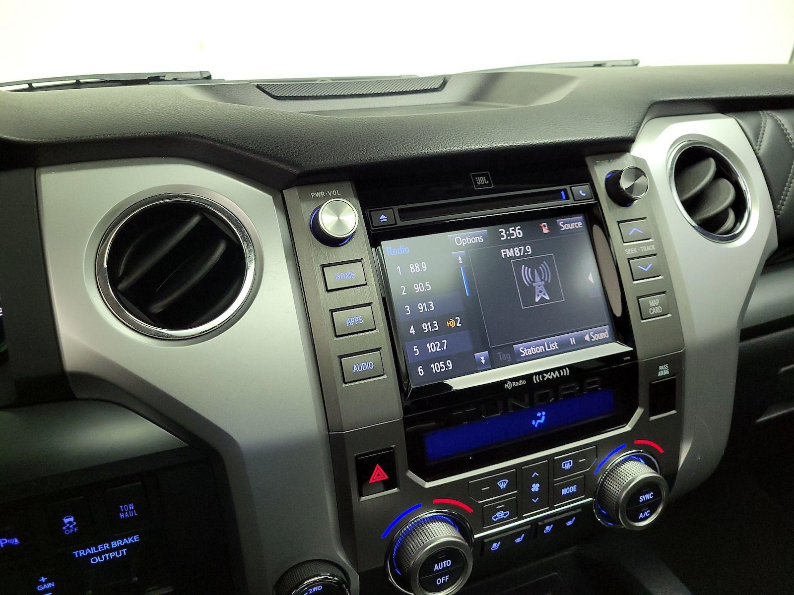 2019 Toyota Tundra Platinum - Photo 17
