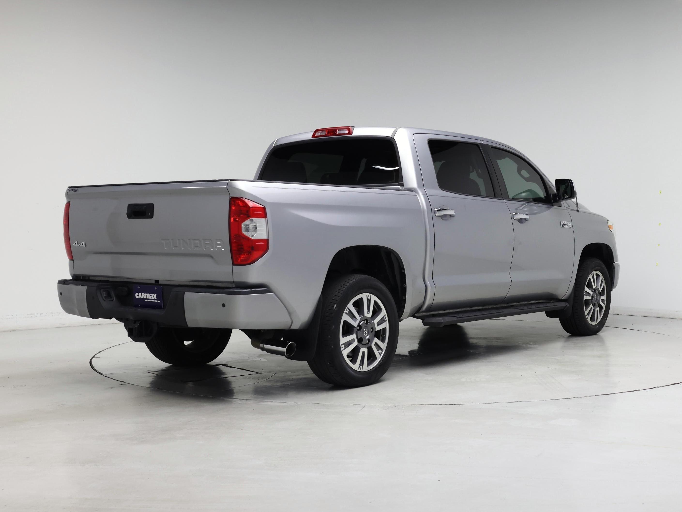 Thumbnail: 2019 Toyota Tundra - 8