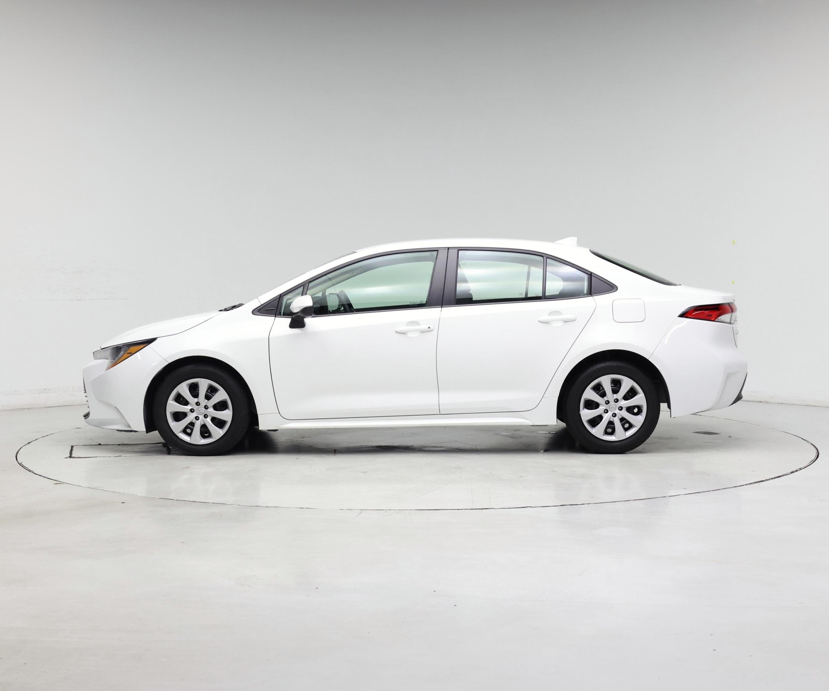 Thumbnail: 2024 Toyota Corolla - 3