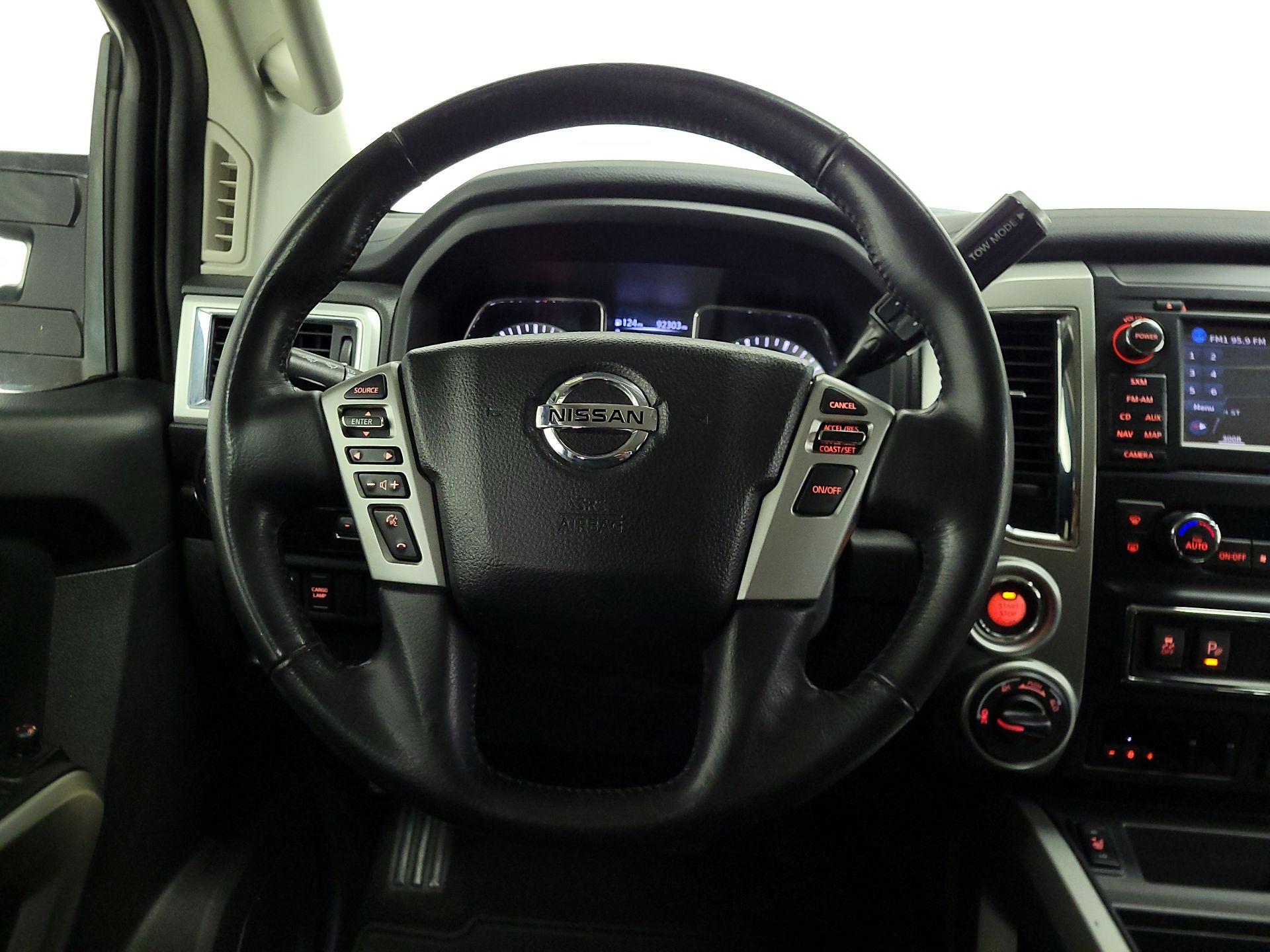 Thumbnail: 2018 Nissan Titan - 10