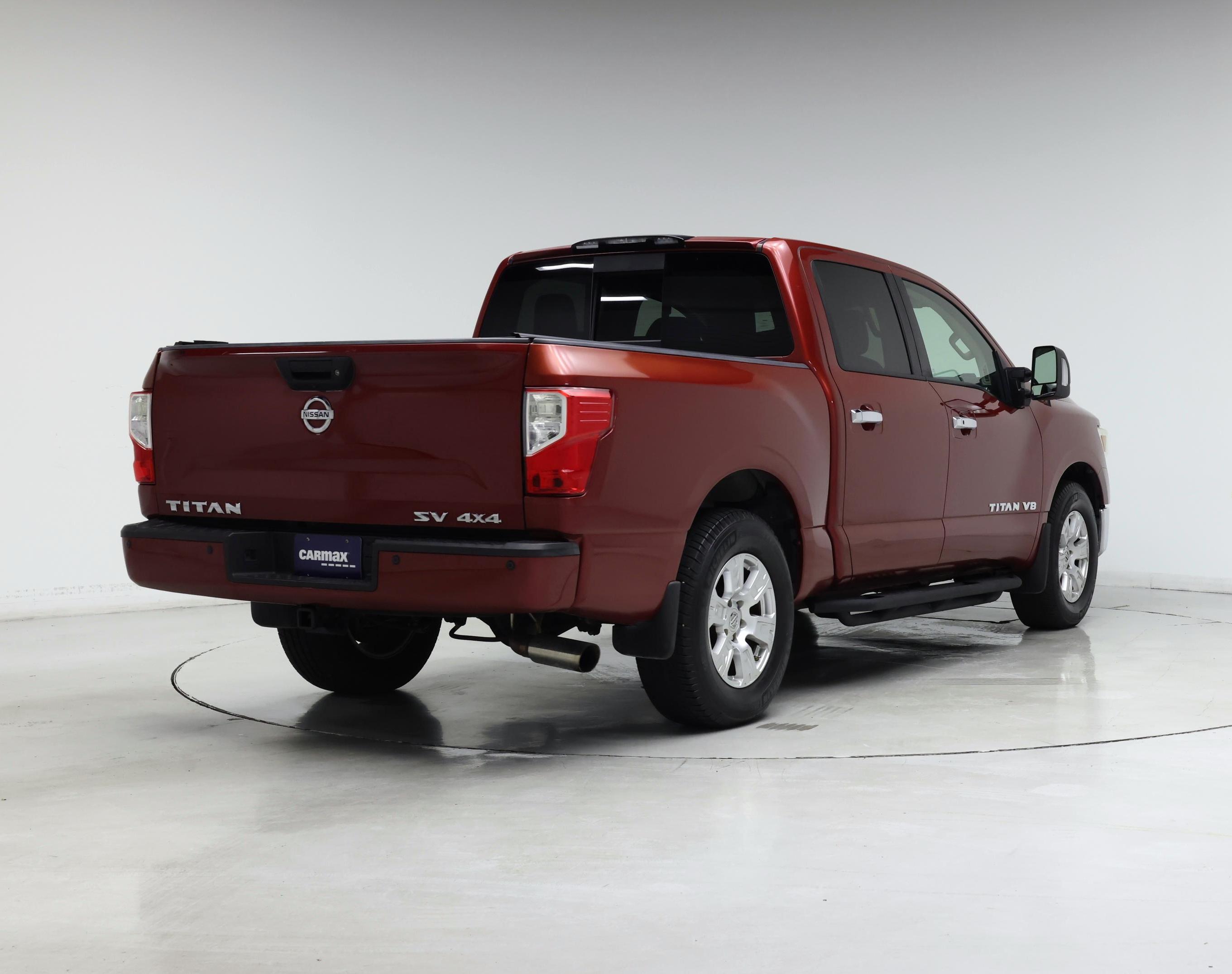 Thumbnail: 2018 Nissan Titan - 8