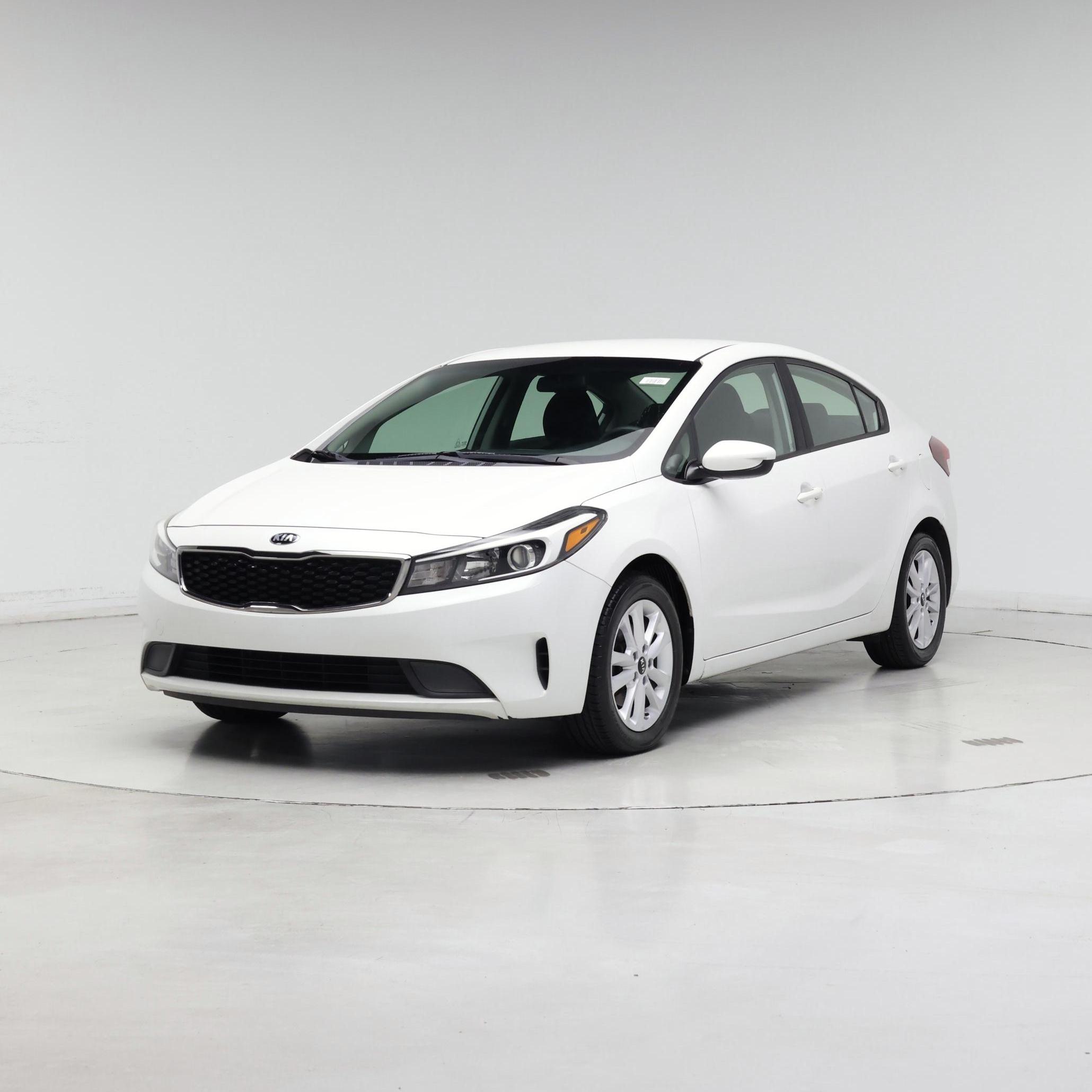 Thumbnail: 2017 Kia Forte - 4