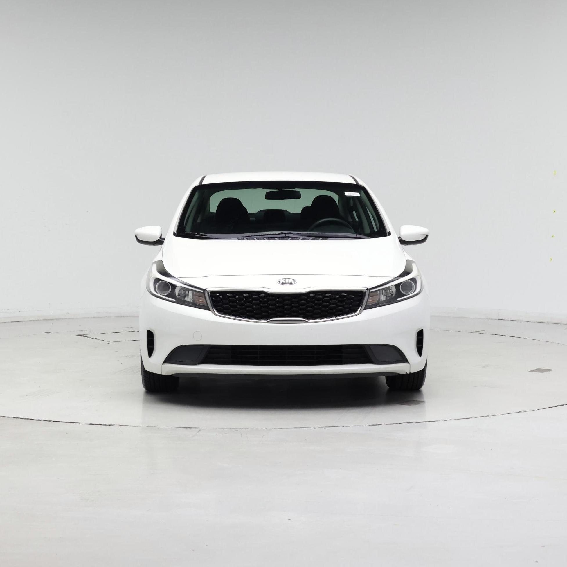 Thumbnail: 2017 Kia Forte - 5
