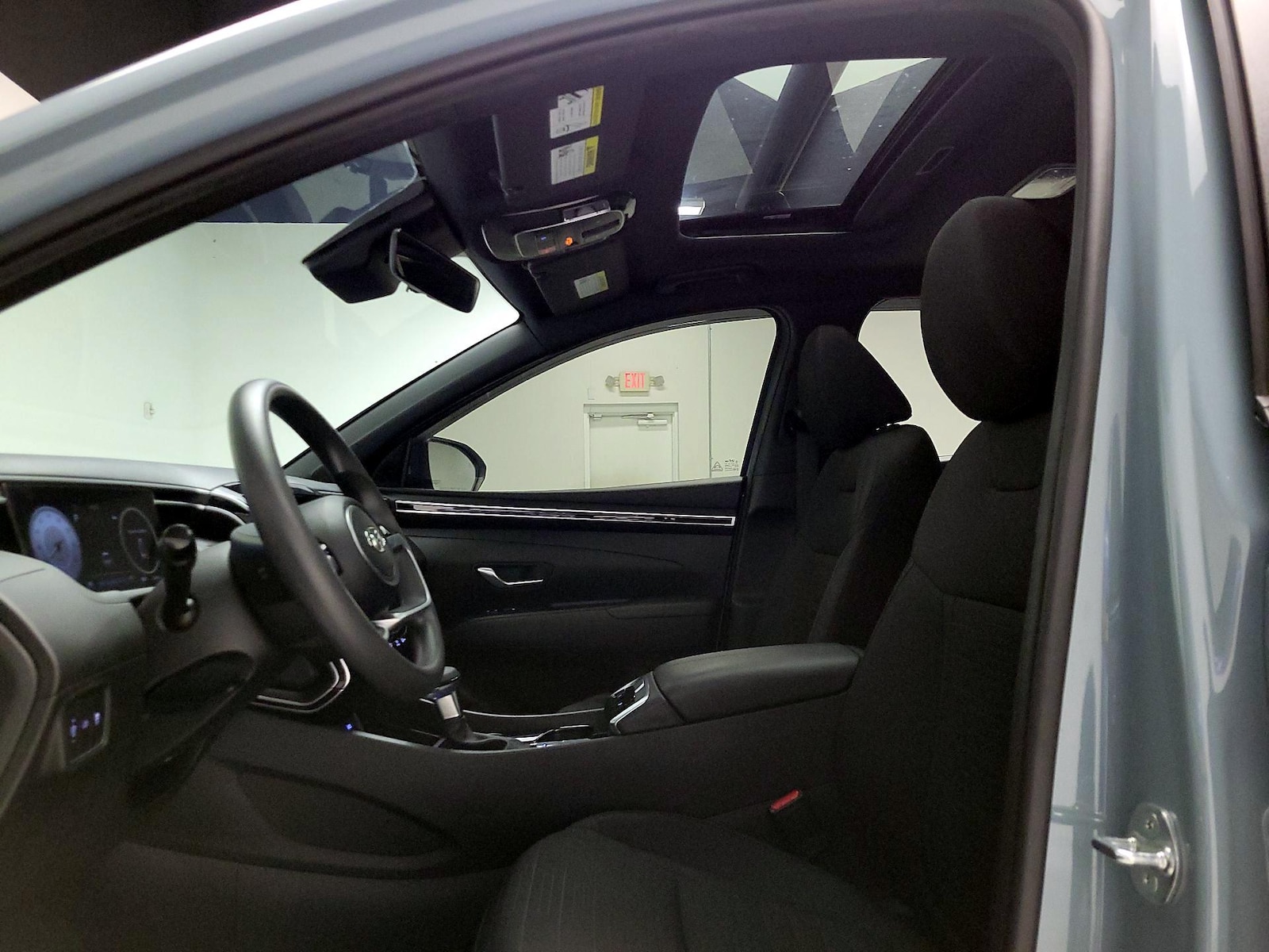 Sunroof(s) & Overhead Airbags