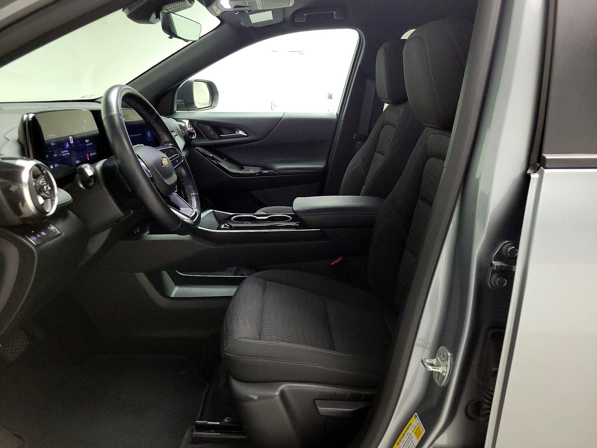 Thumbnail: 2025 Chevrolet Equinox - 11