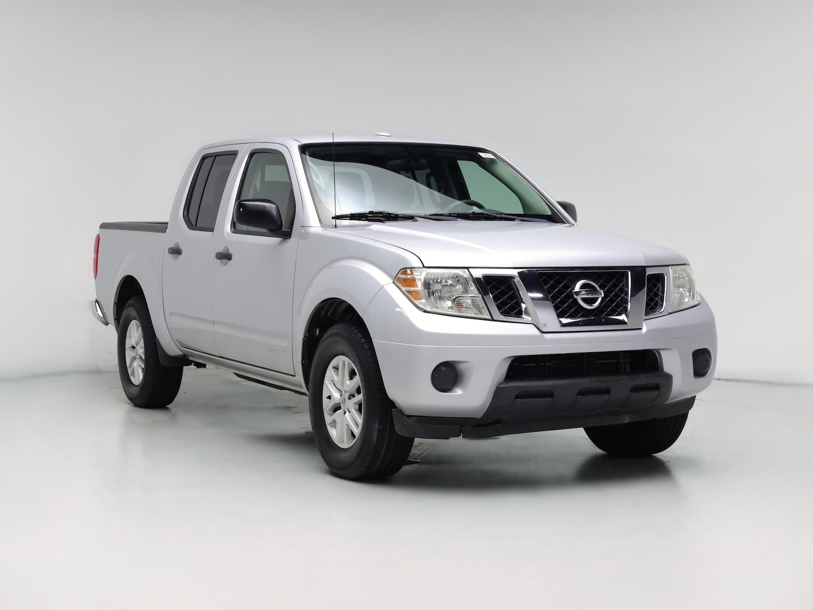 Bed Liner & Tow Hitch