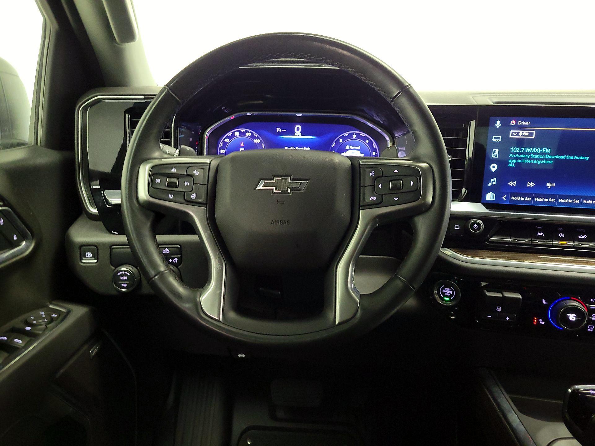 Thumbnail: 2025 Chevrolet Silverado 1500 - 10