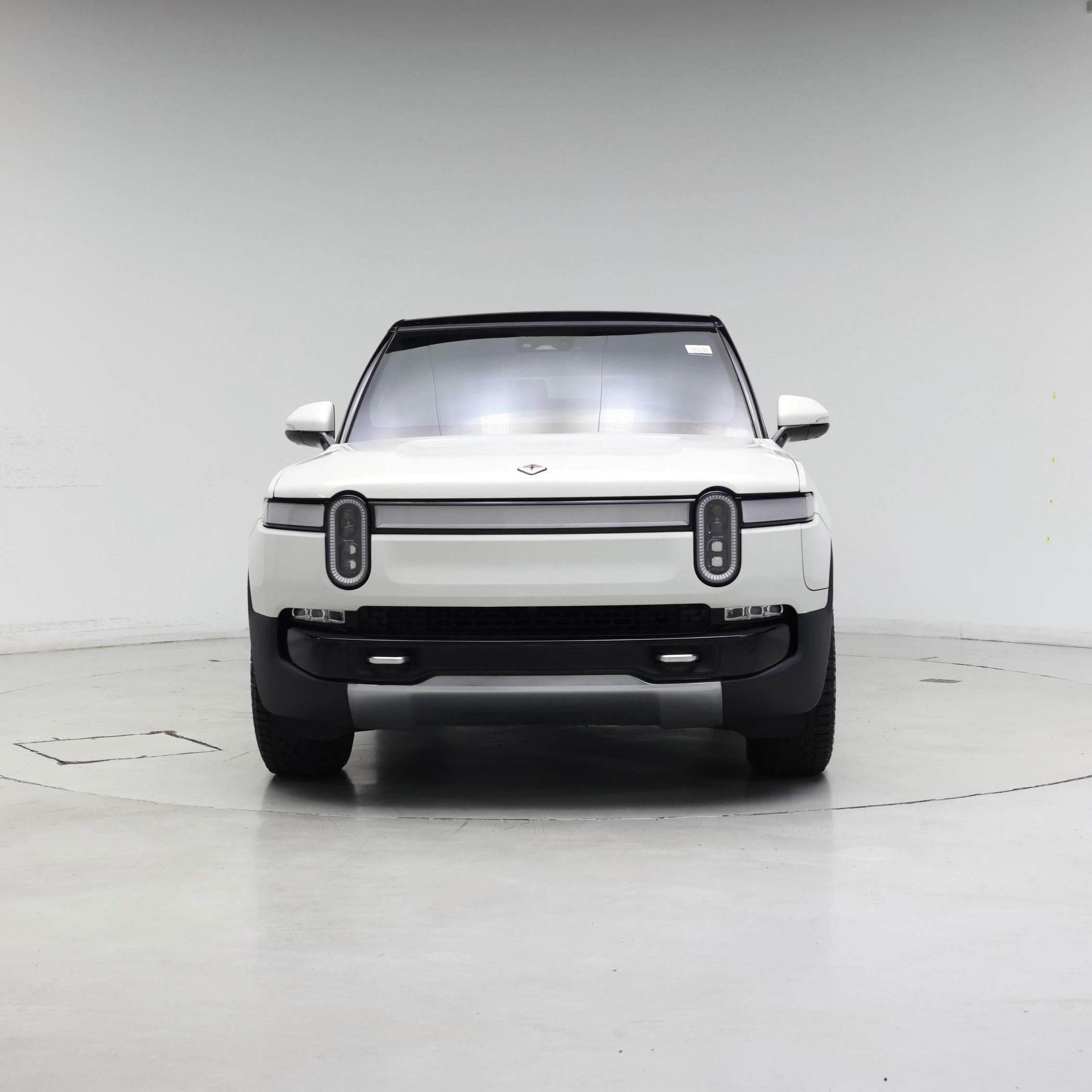 Thumbnail: 2023 Rivian R1S - 5