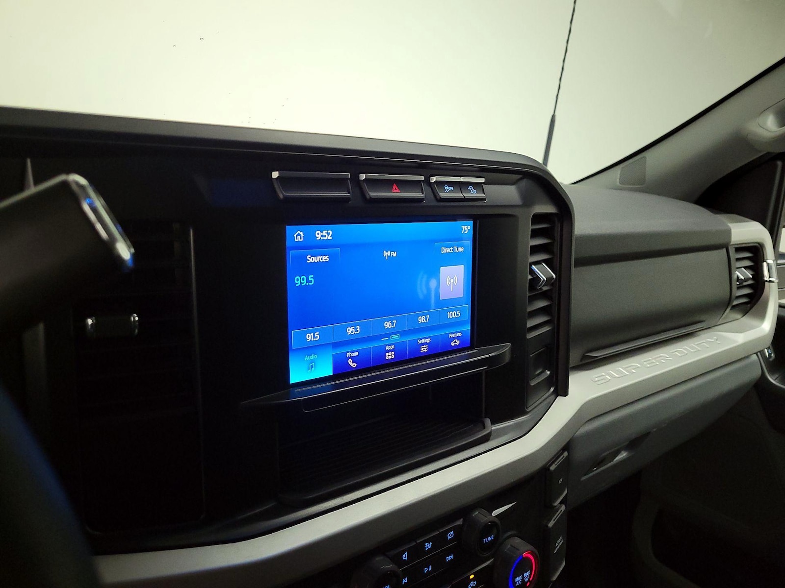 2024 Ford F-350 Super Duty XLT - Photo 16