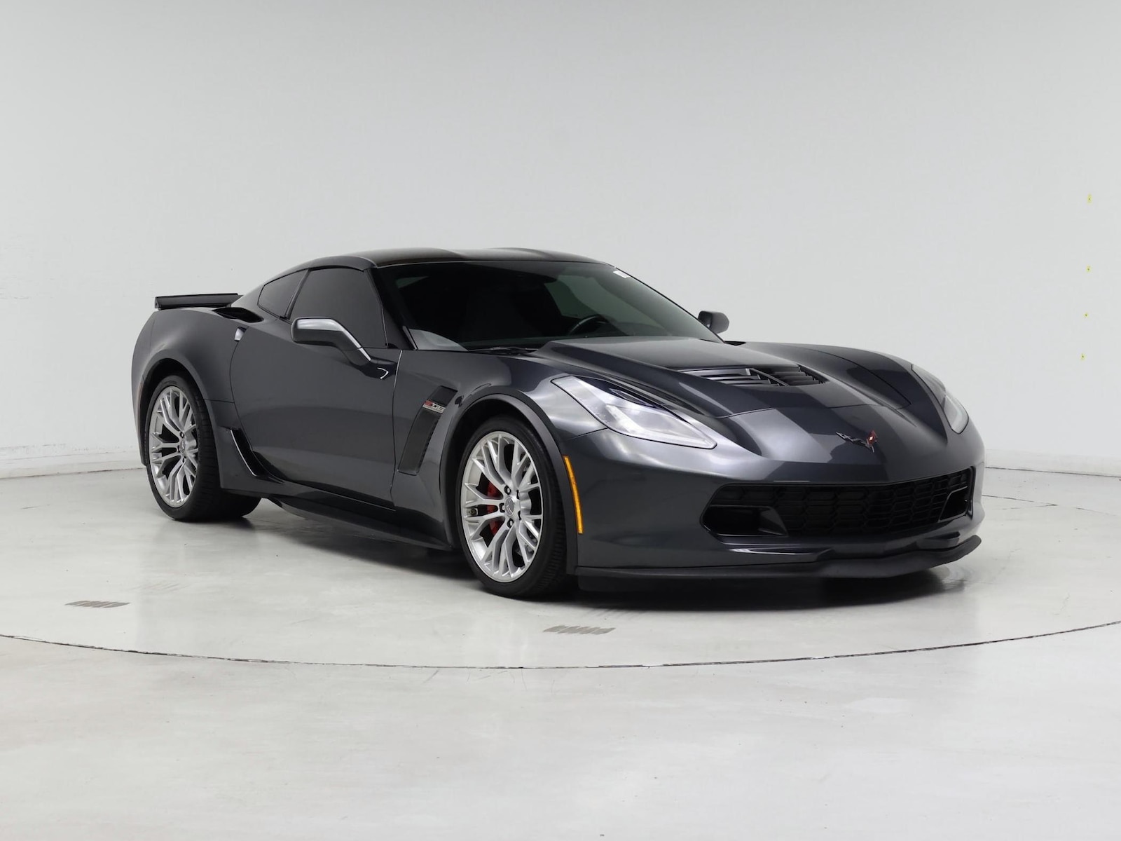 2019 Chevrolet Corvette 1LZ - Photo 2