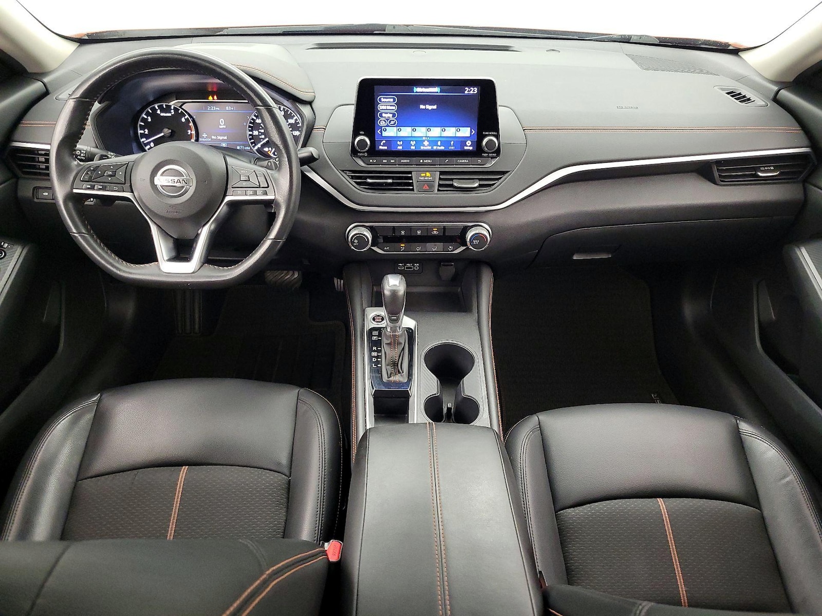 2022 Nissan Altima SR - Photo 10
