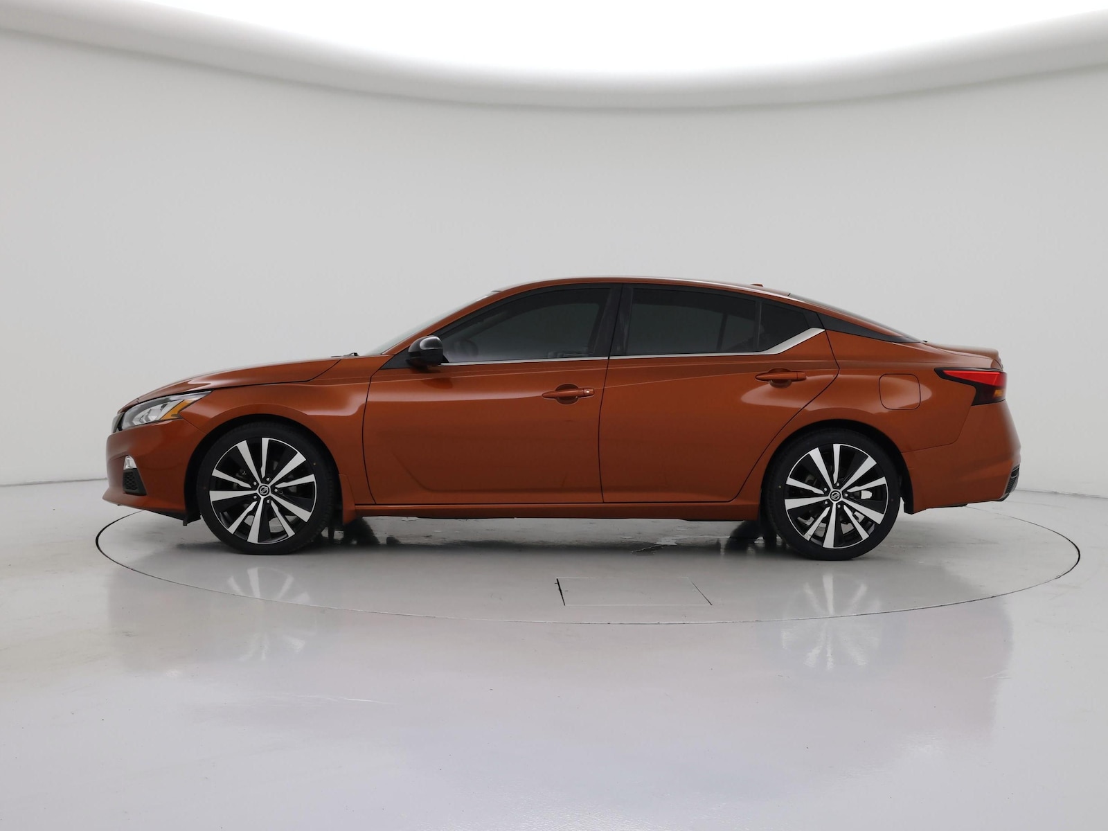 2022 Nissan Altima SR - Photo 4