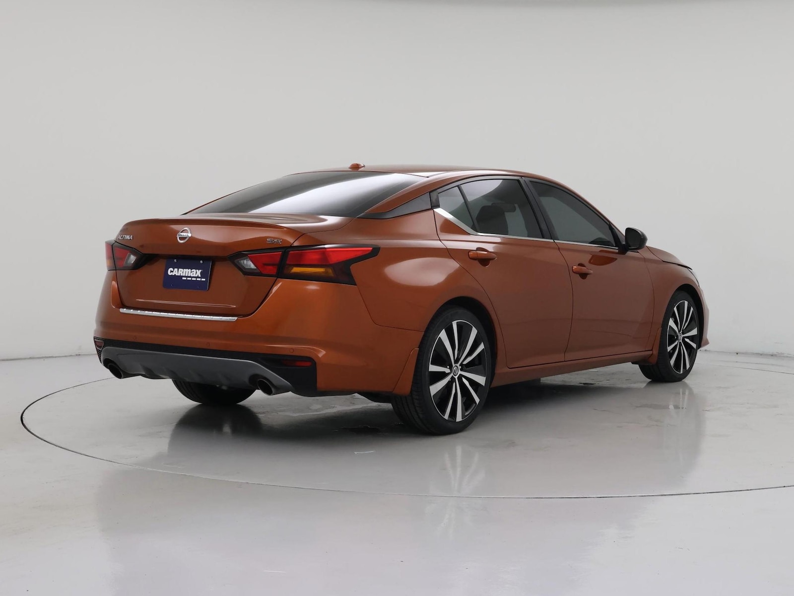 2022 Nissan Altima SR - Photo 9
