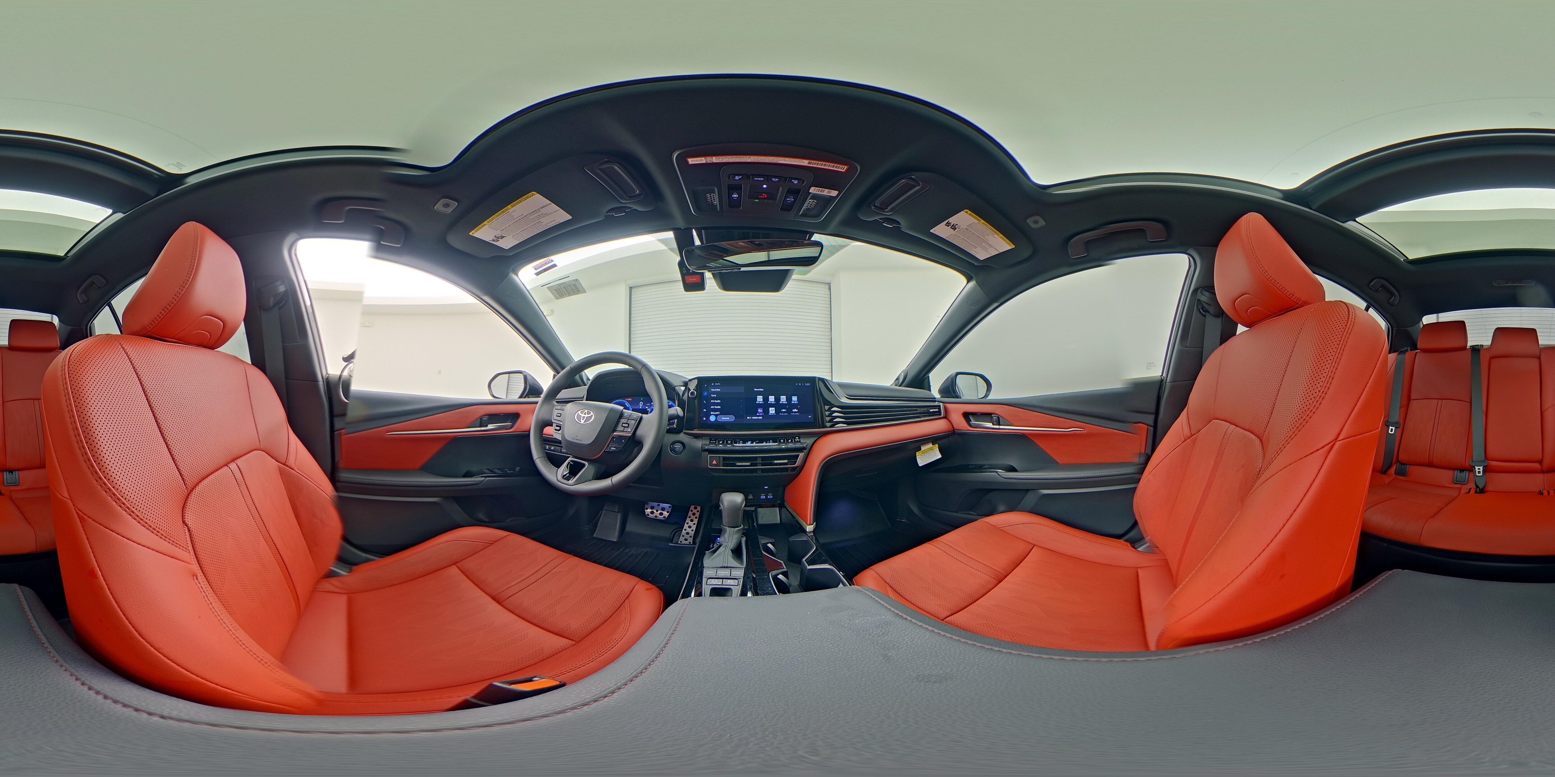 2025 Toyota Camry XSE - Photo 25