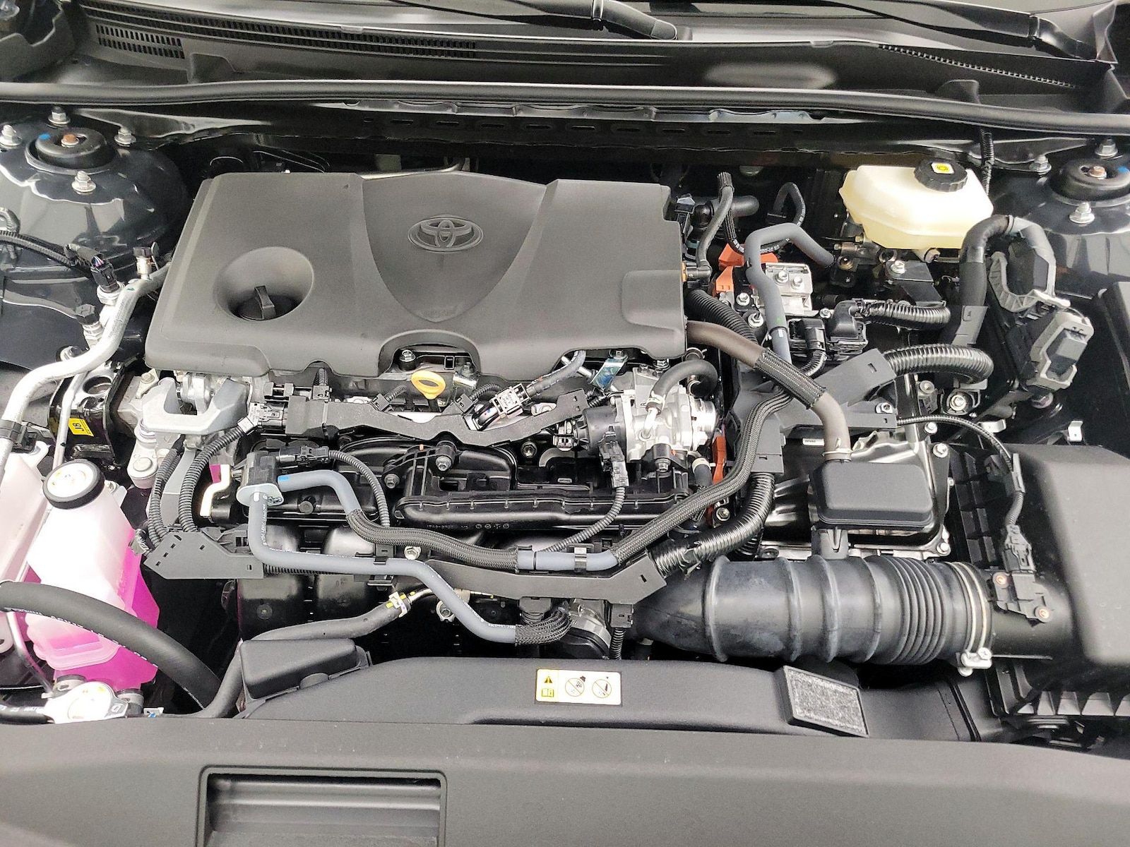 2025 Toyota Camry XSE - Photo 23