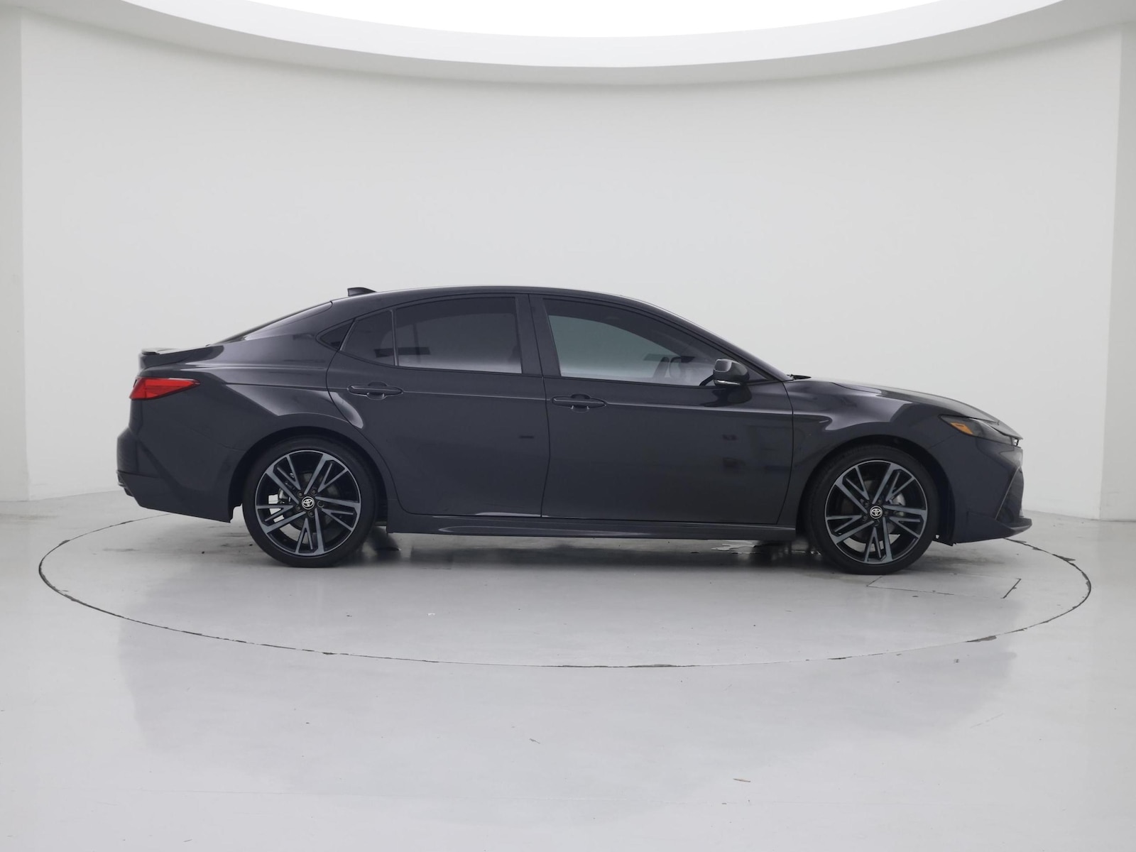 2025 Toyota Camry XSE - Photo 8