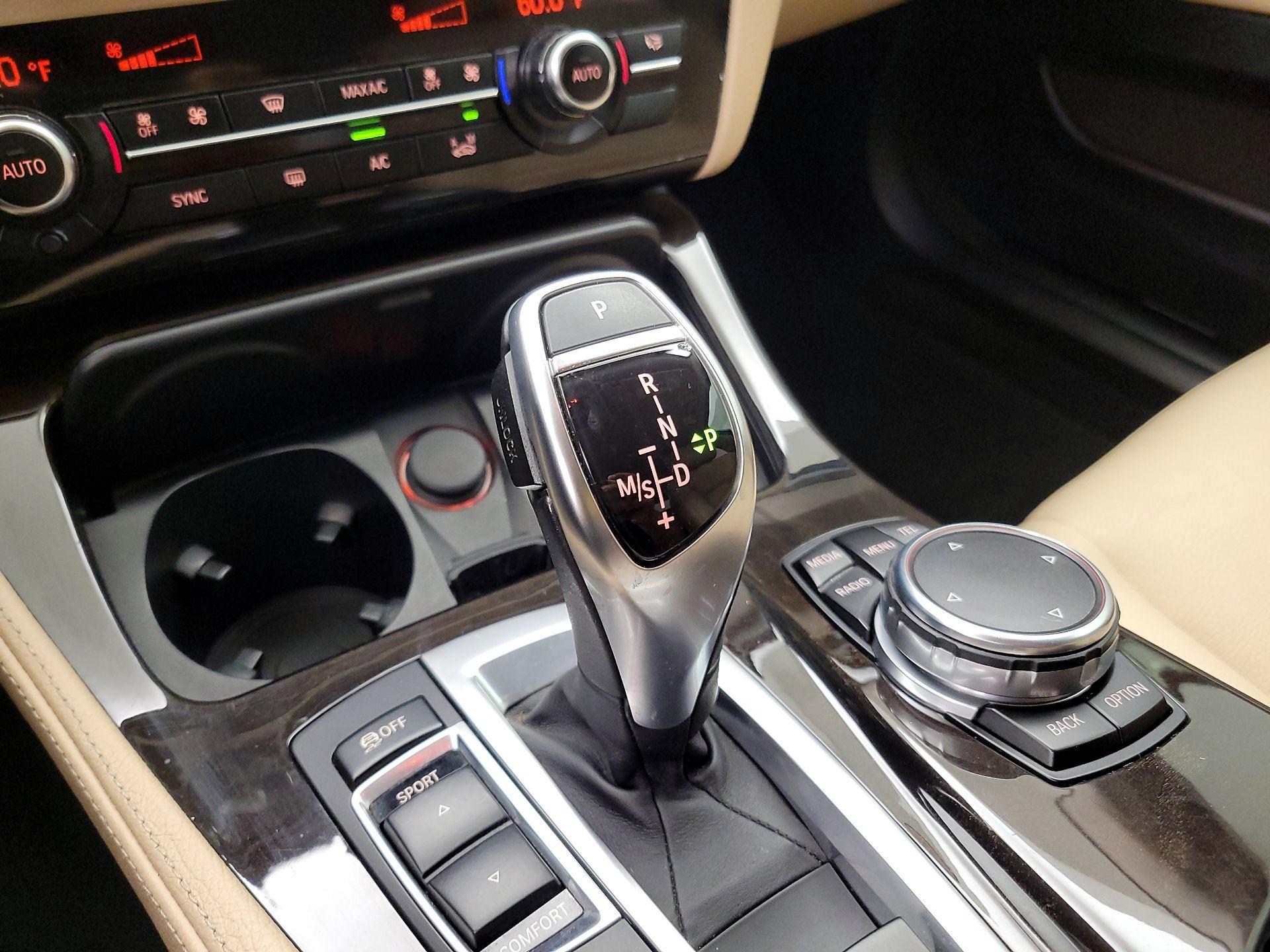 Thumbnail: 2016 BMW 5 Series - 18