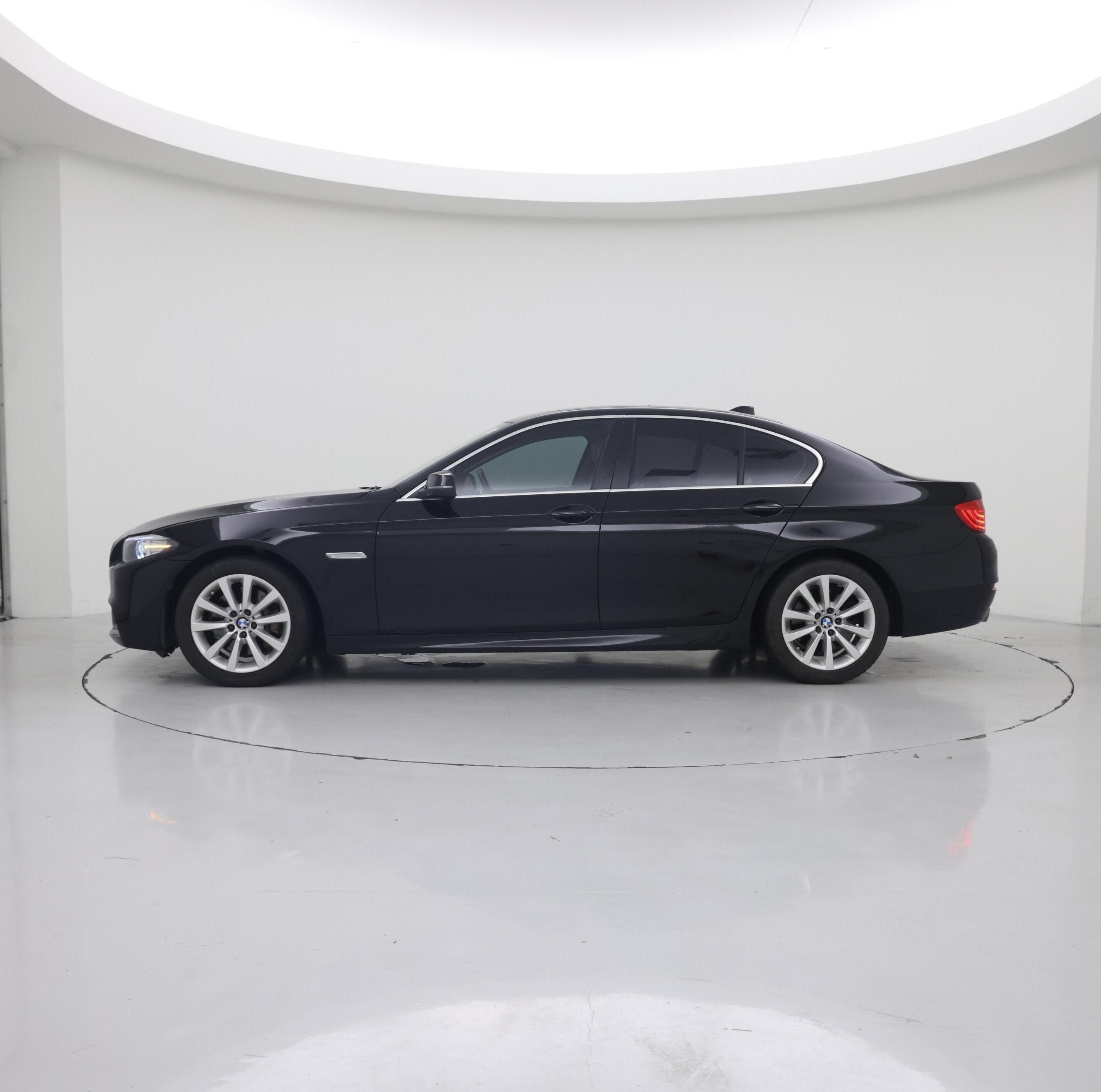 Thumbnail: 2016 BMW 5 Series - 3