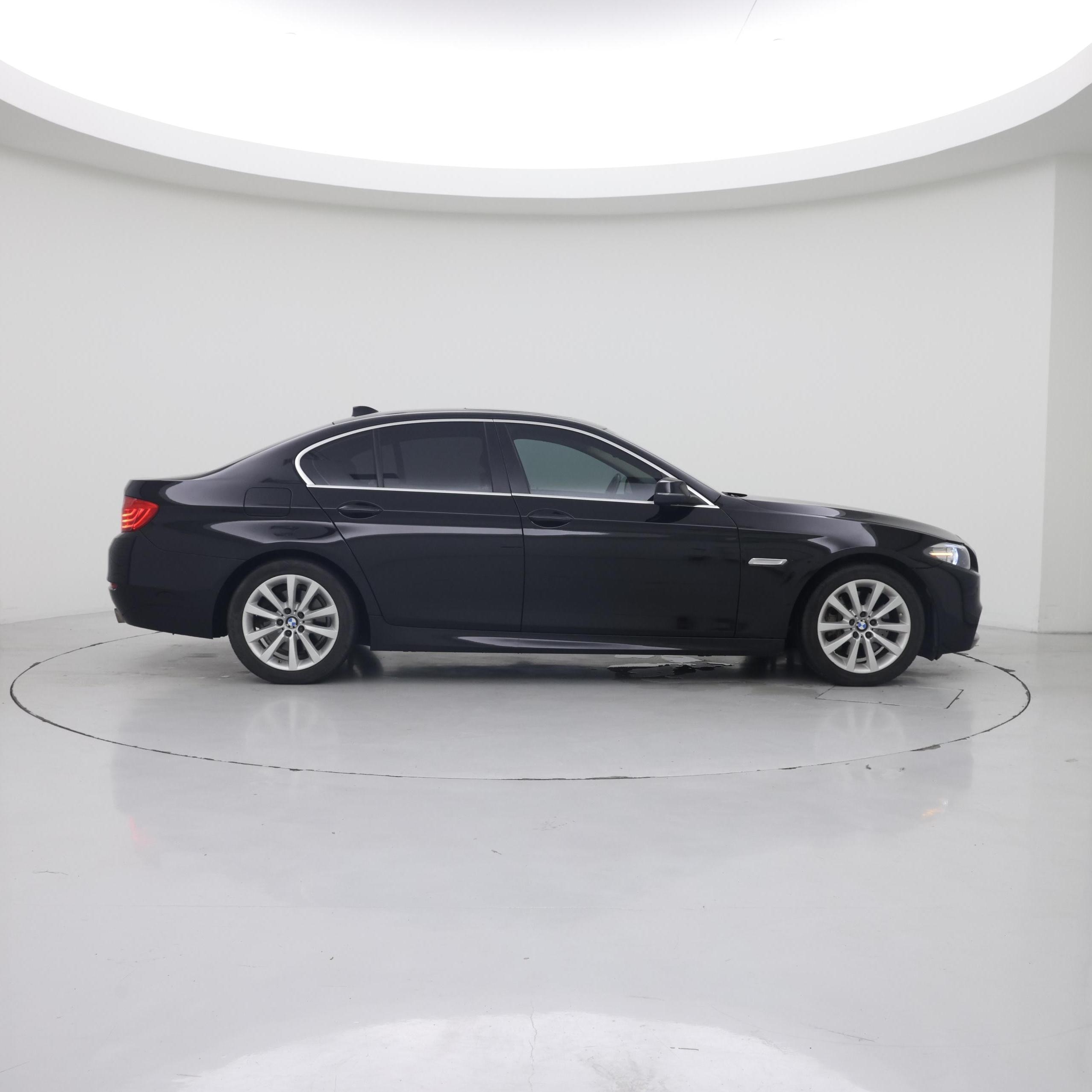 Thumbnail: 2016 BMW 5 Series - 7