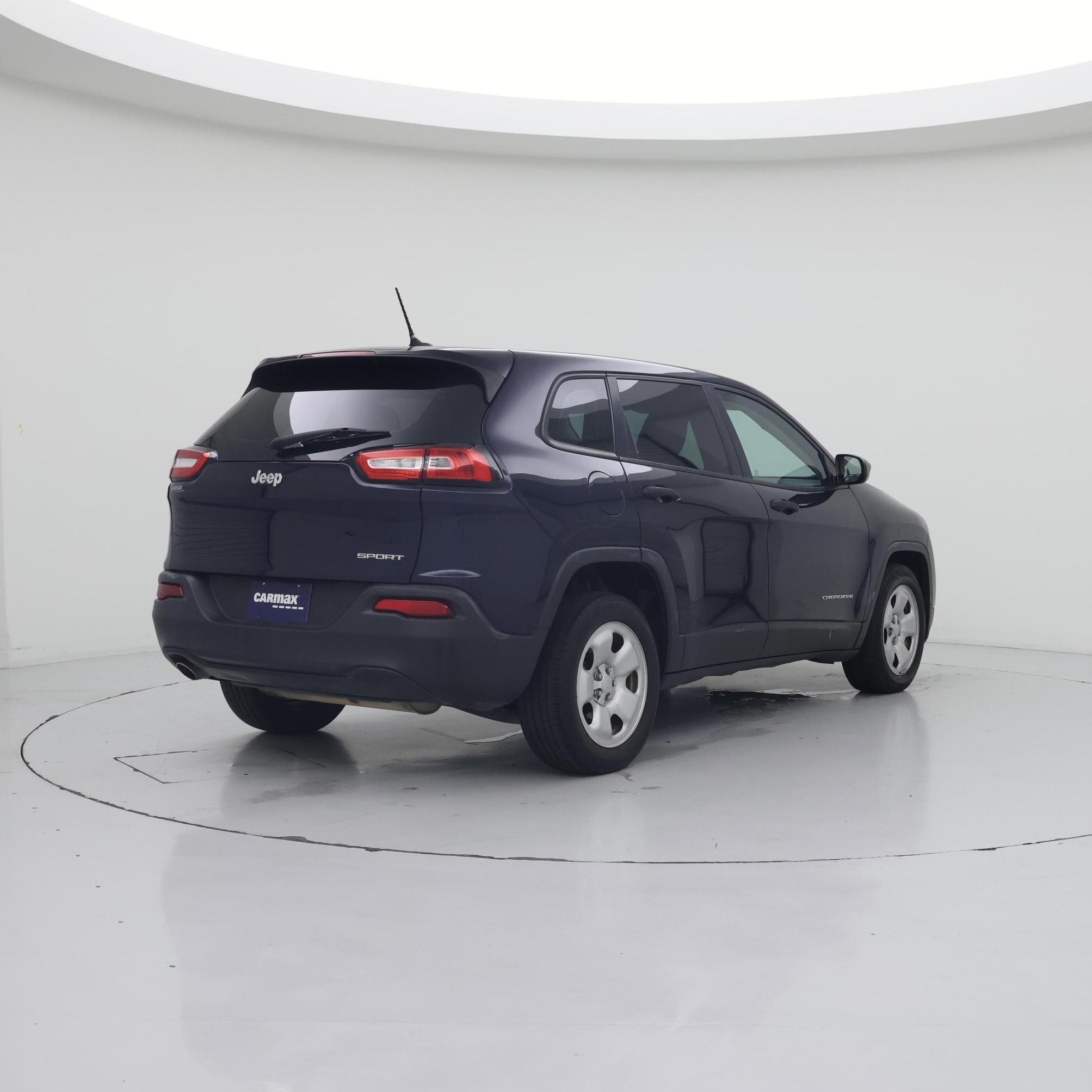 Thumbnail: 2015 Jeep Cherokee - 8