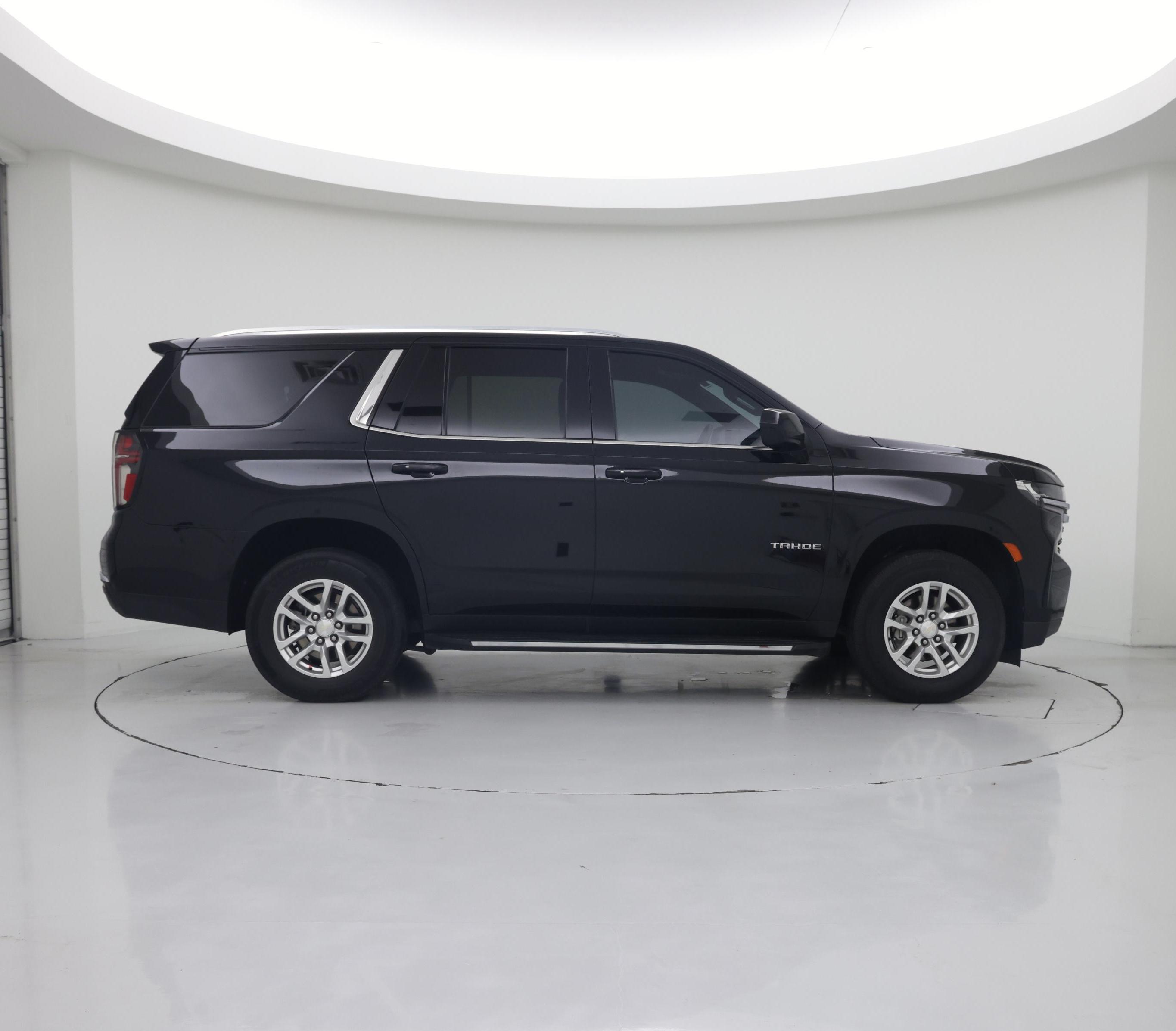Thumbnail: 2023 Chevrolet Tahoe - 7