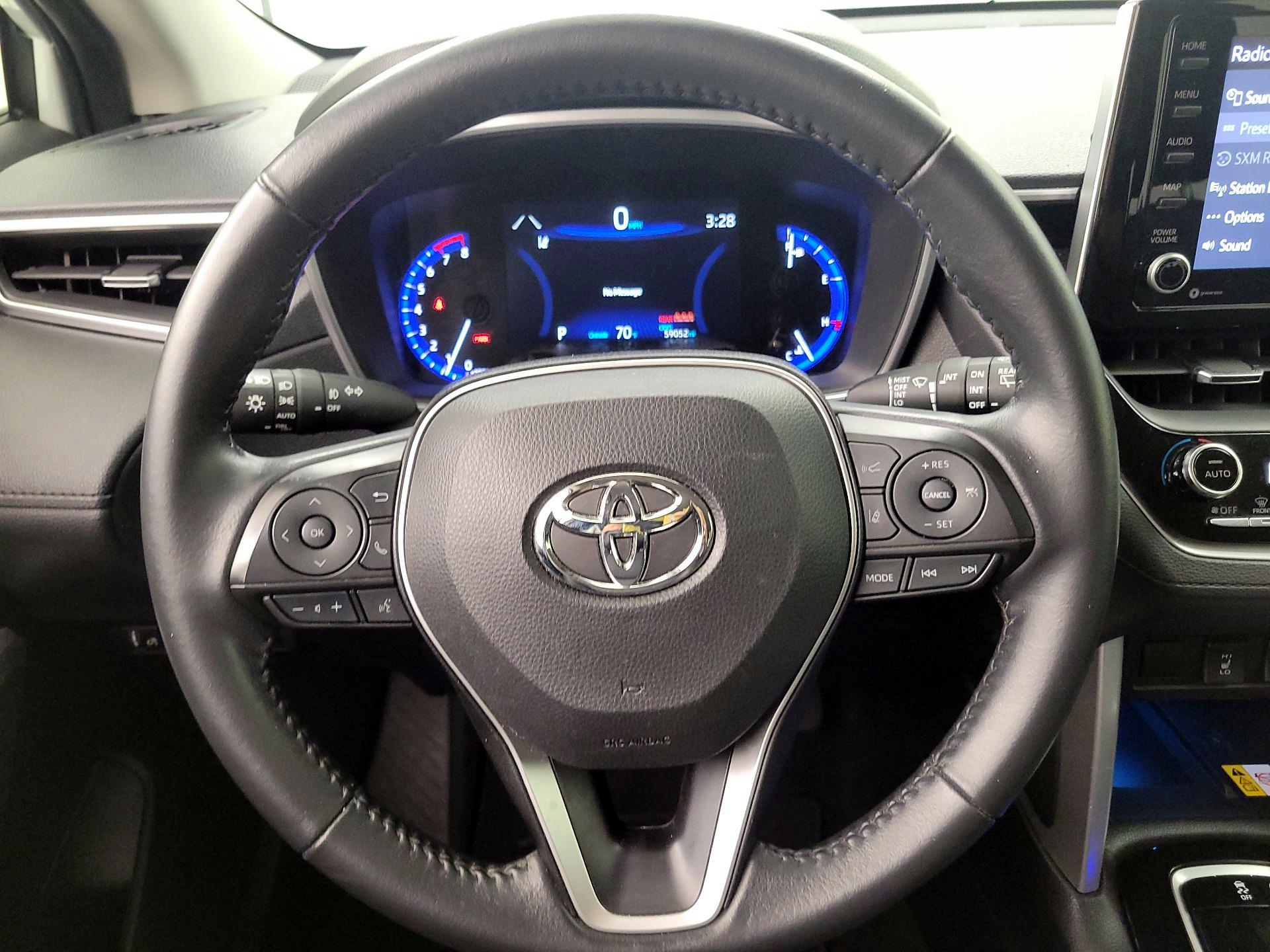 Thumbnail: 2022 Toyota Corolla Cross - 10