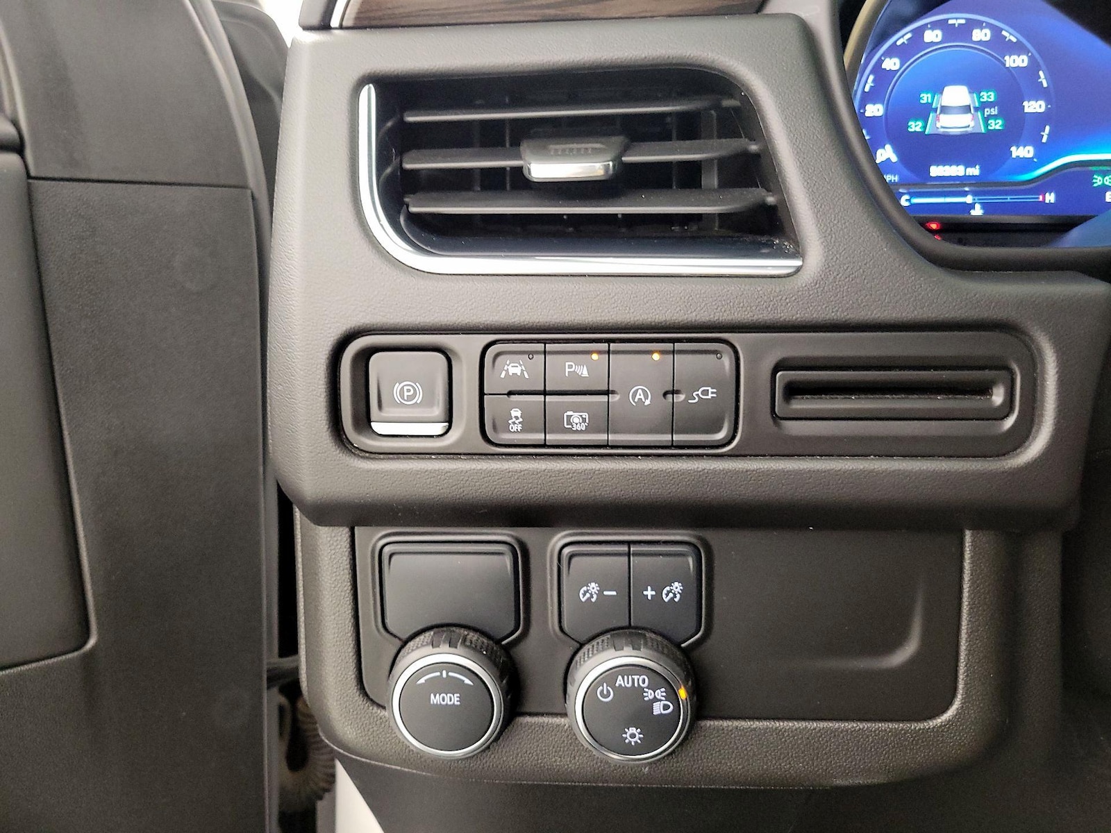 2022 Chevrolet Tahoe LT - Photo 14