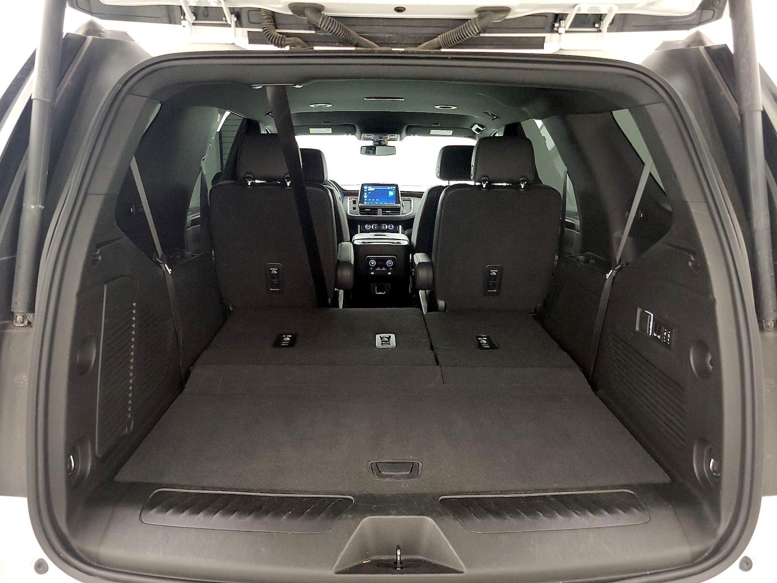 2022 Chevrolet Tahoe LT - Photo 23