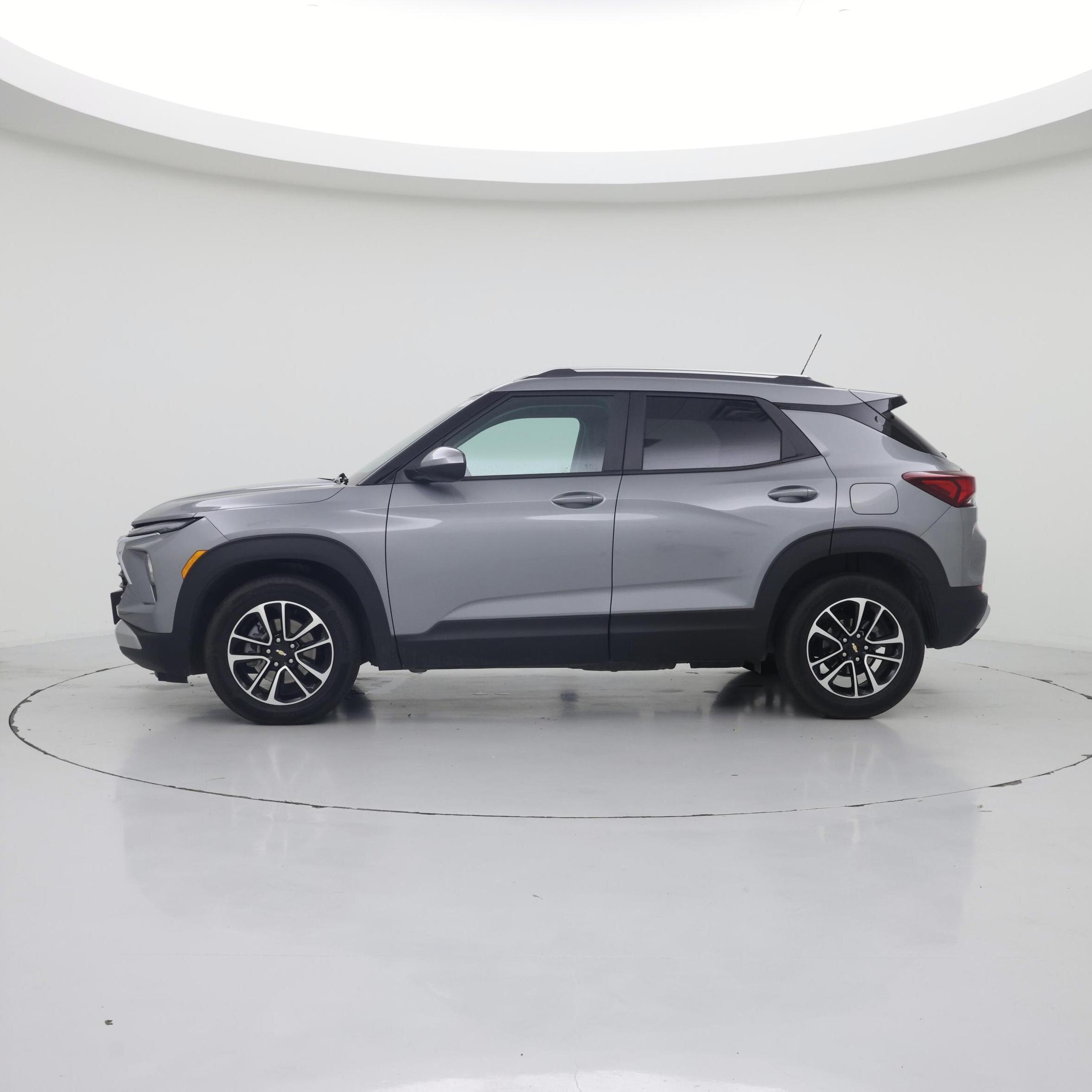 Thumbnail: 2025 Chevrolet TrailBlazer - 3