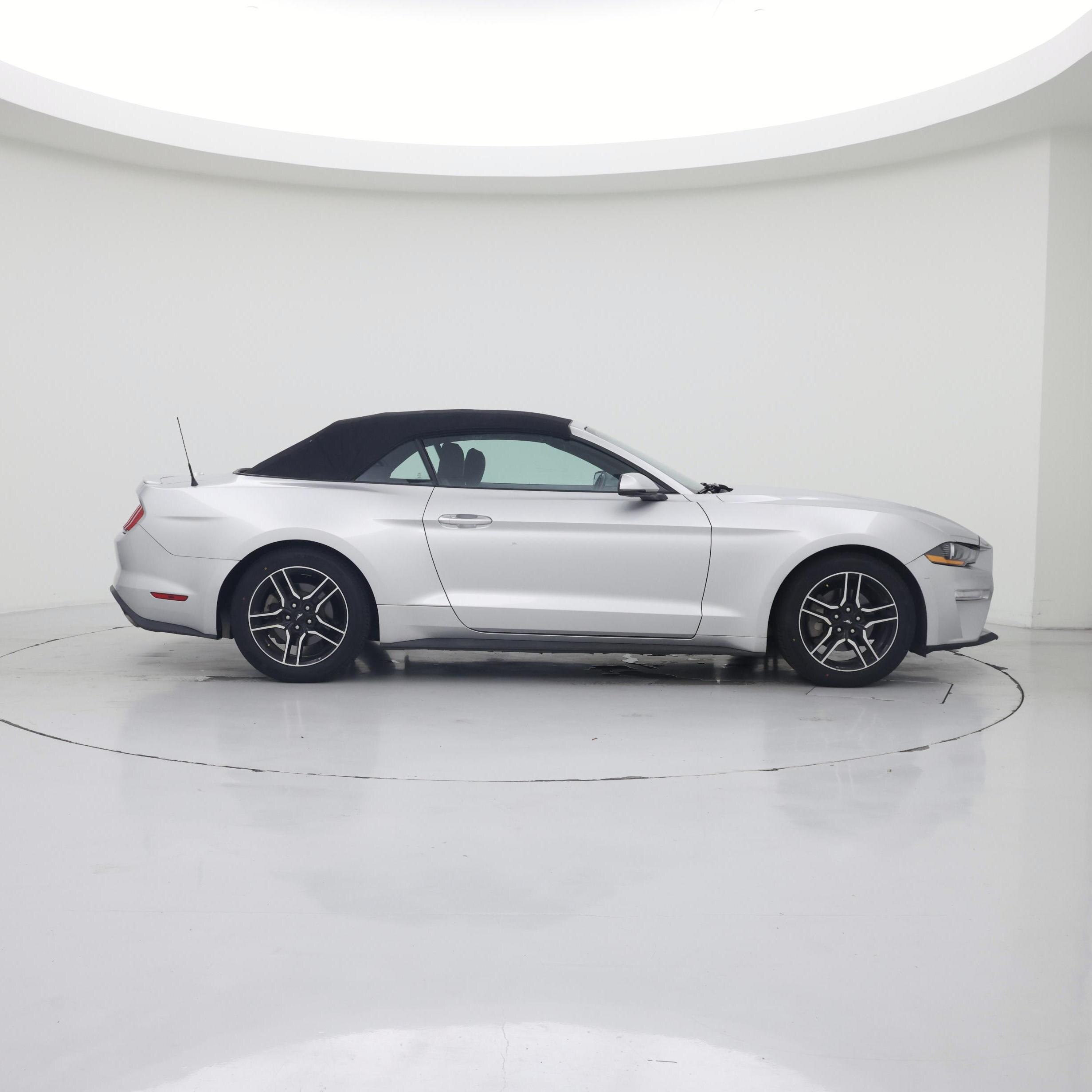 Thumbnail: 2018 Ford Mustang - 7