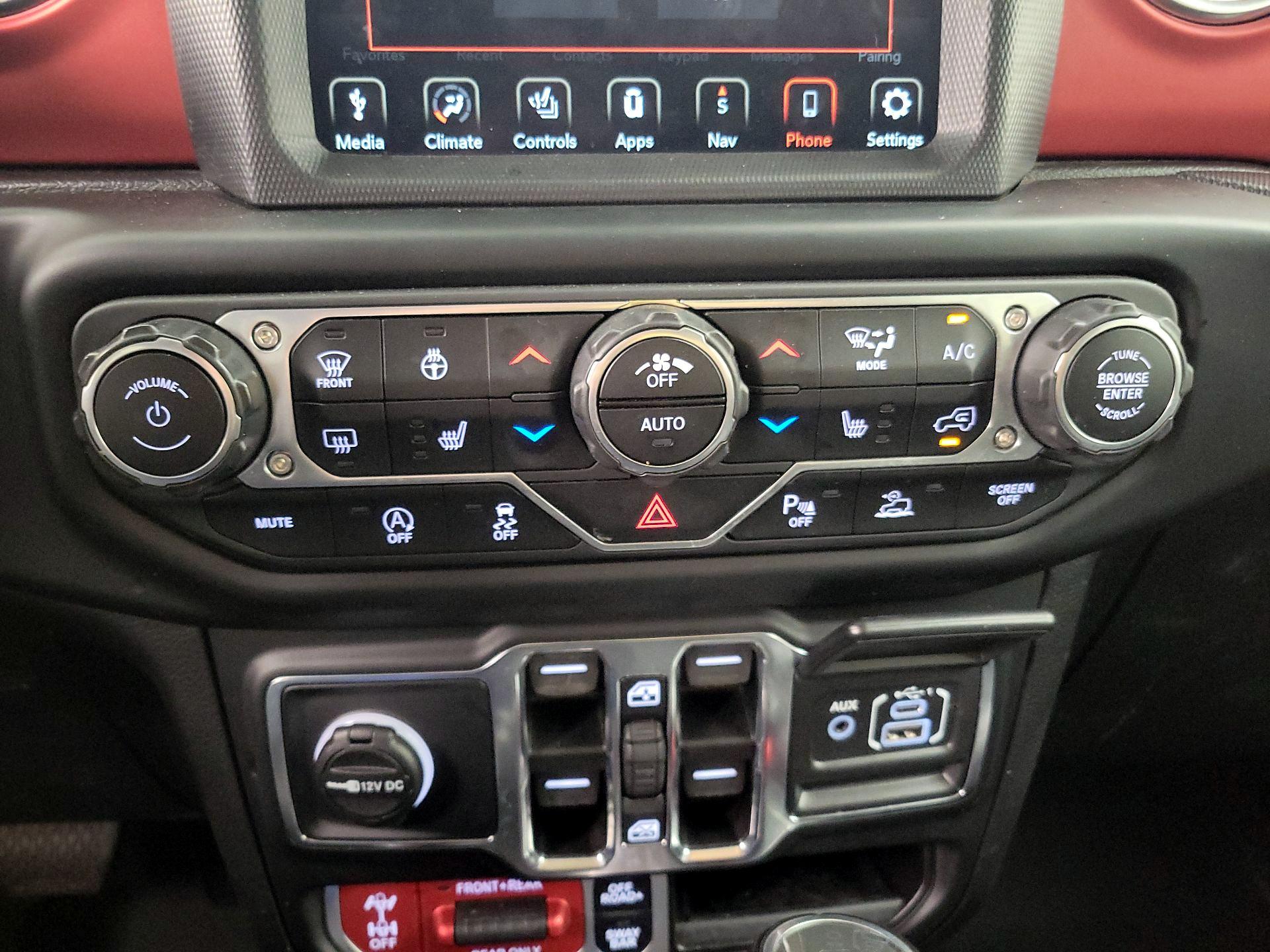 Thumbnail: 2021 Jeep Gladiator - 17