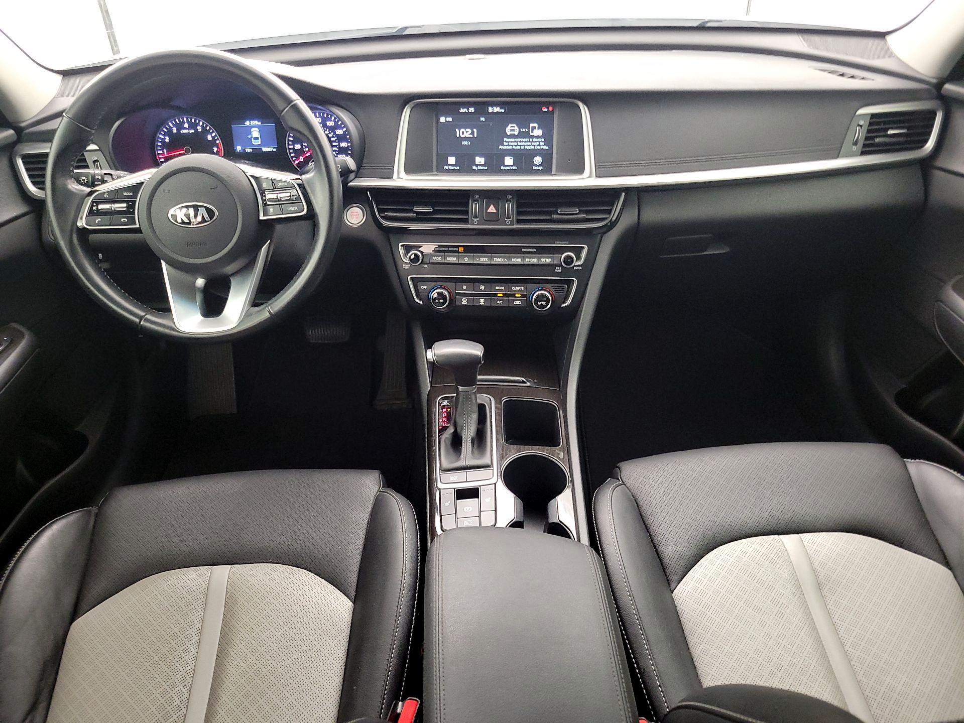 Thumbnail: 2020 Kia Optima - 9