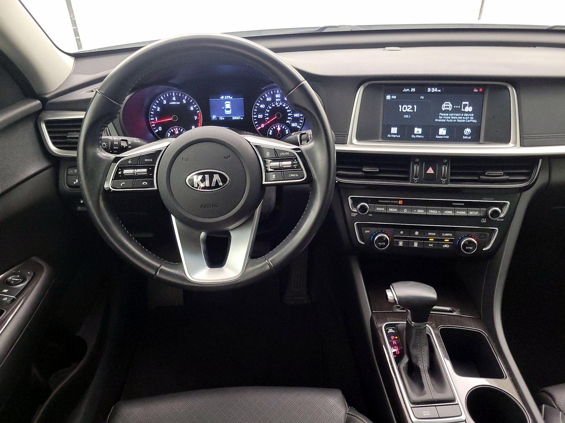Thumbnail: 2020 Kia Optima - 10