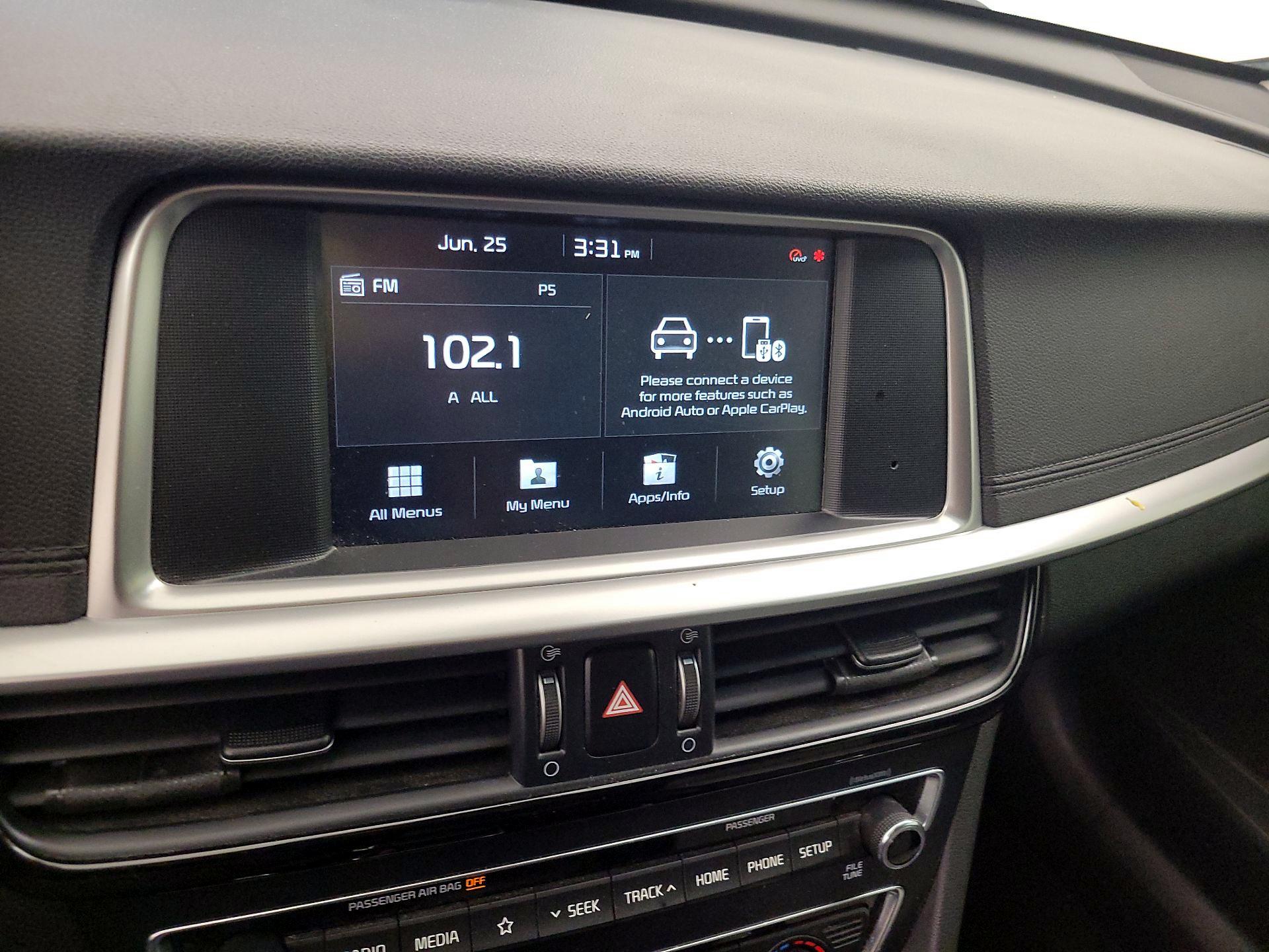Thumbnail: 2020 Kia Optima - 15