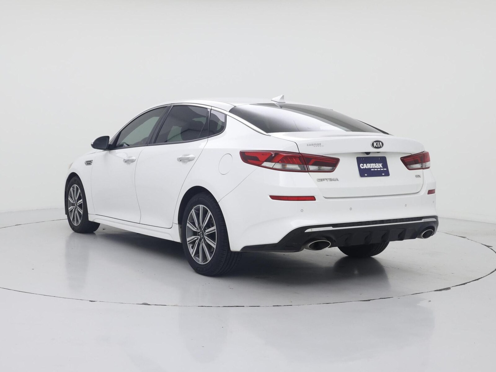 2020 Kia Optima EX - Photo 3