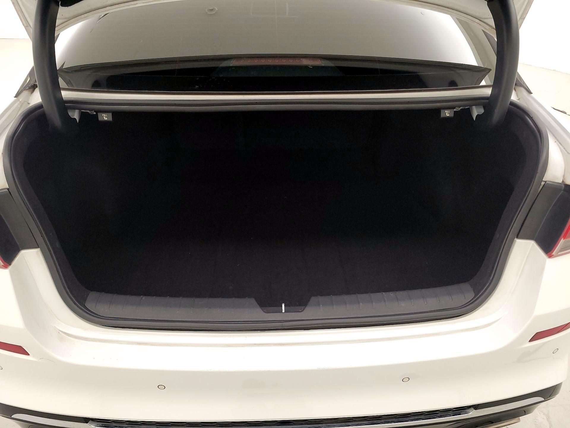 Thumbnail: 2020 Kia Optima - 20