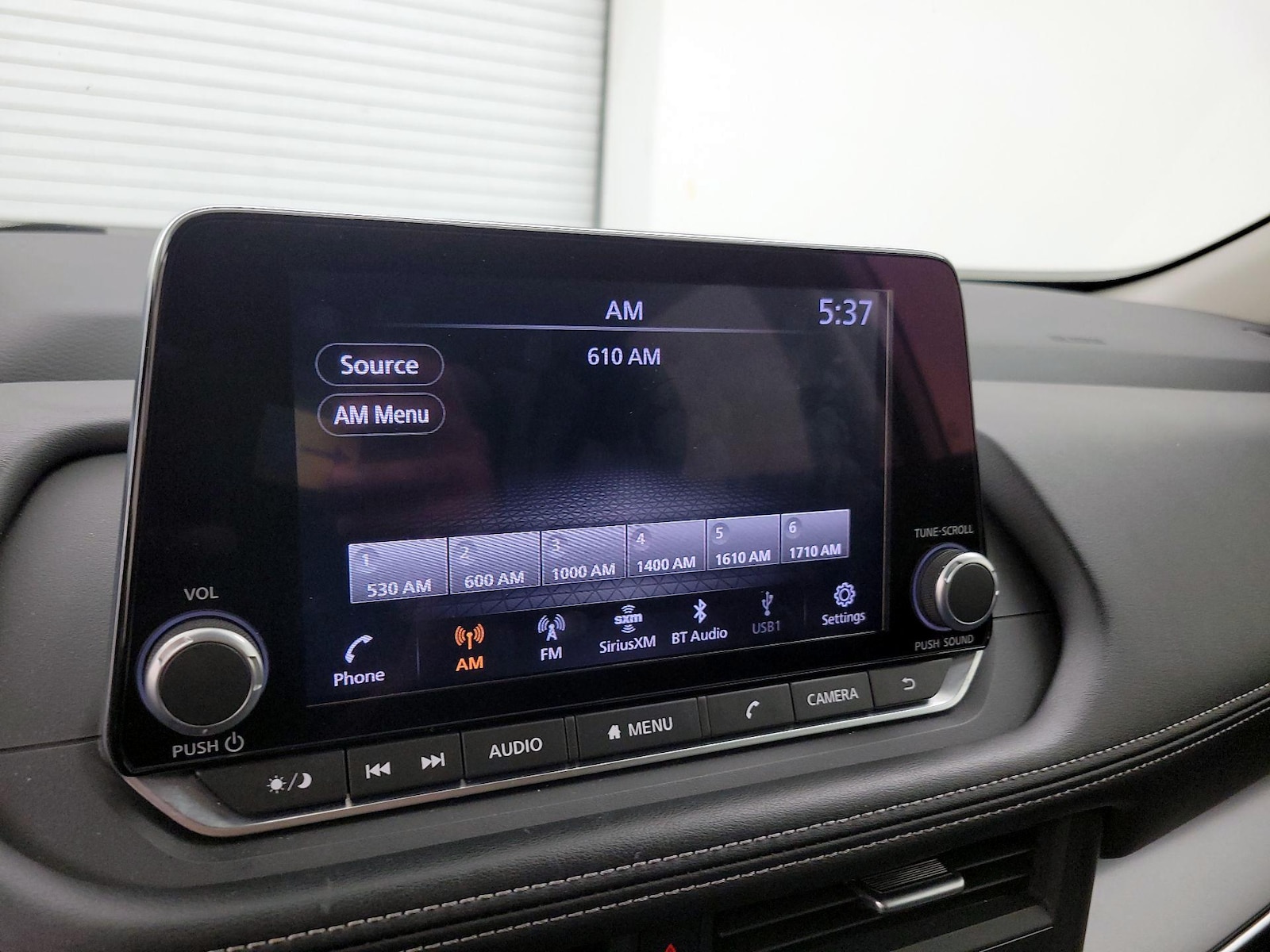 2024 Nissan Rogue SV - Photo 16