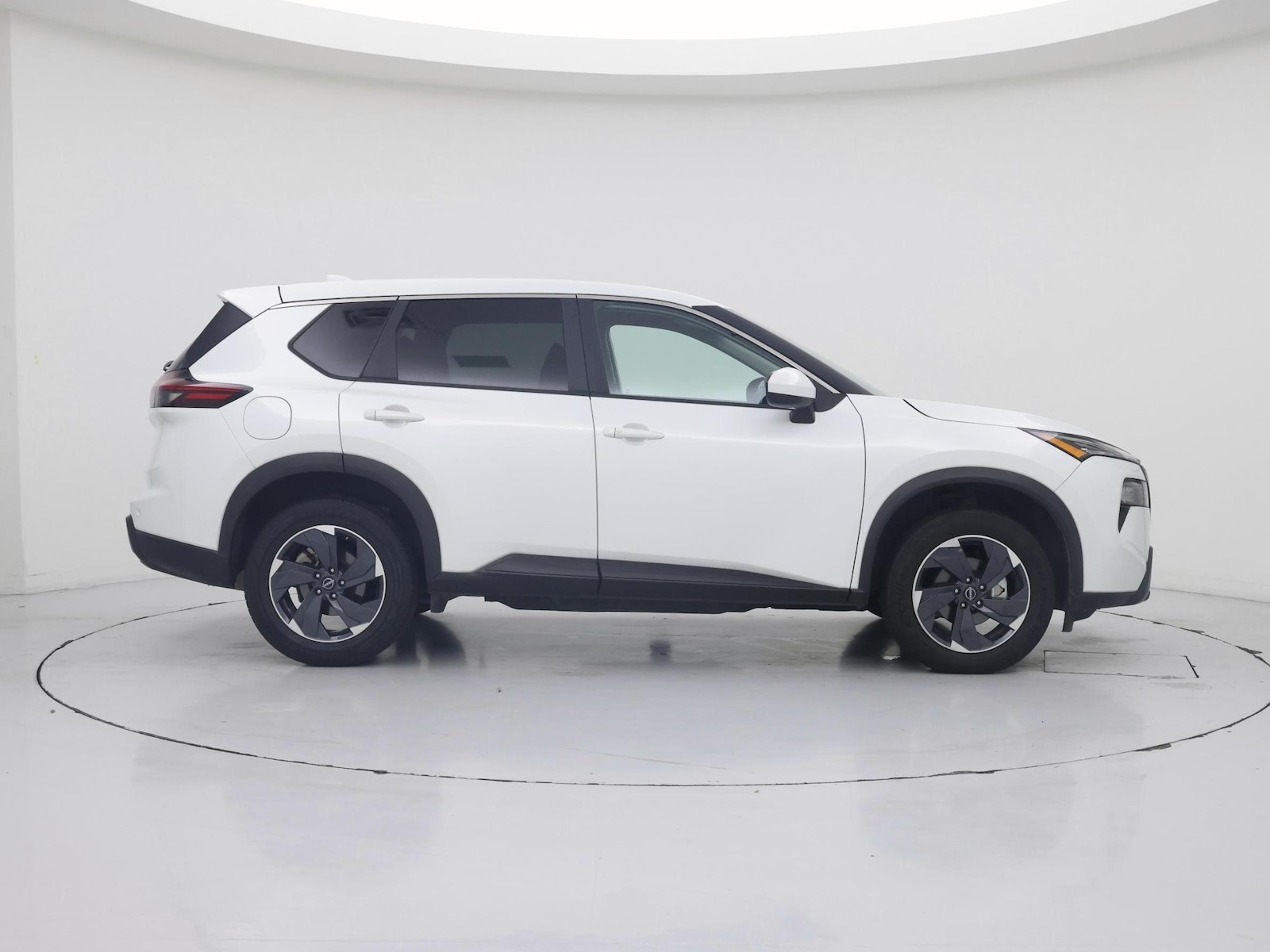 2024 Nissan Rogue SV - Photo 8