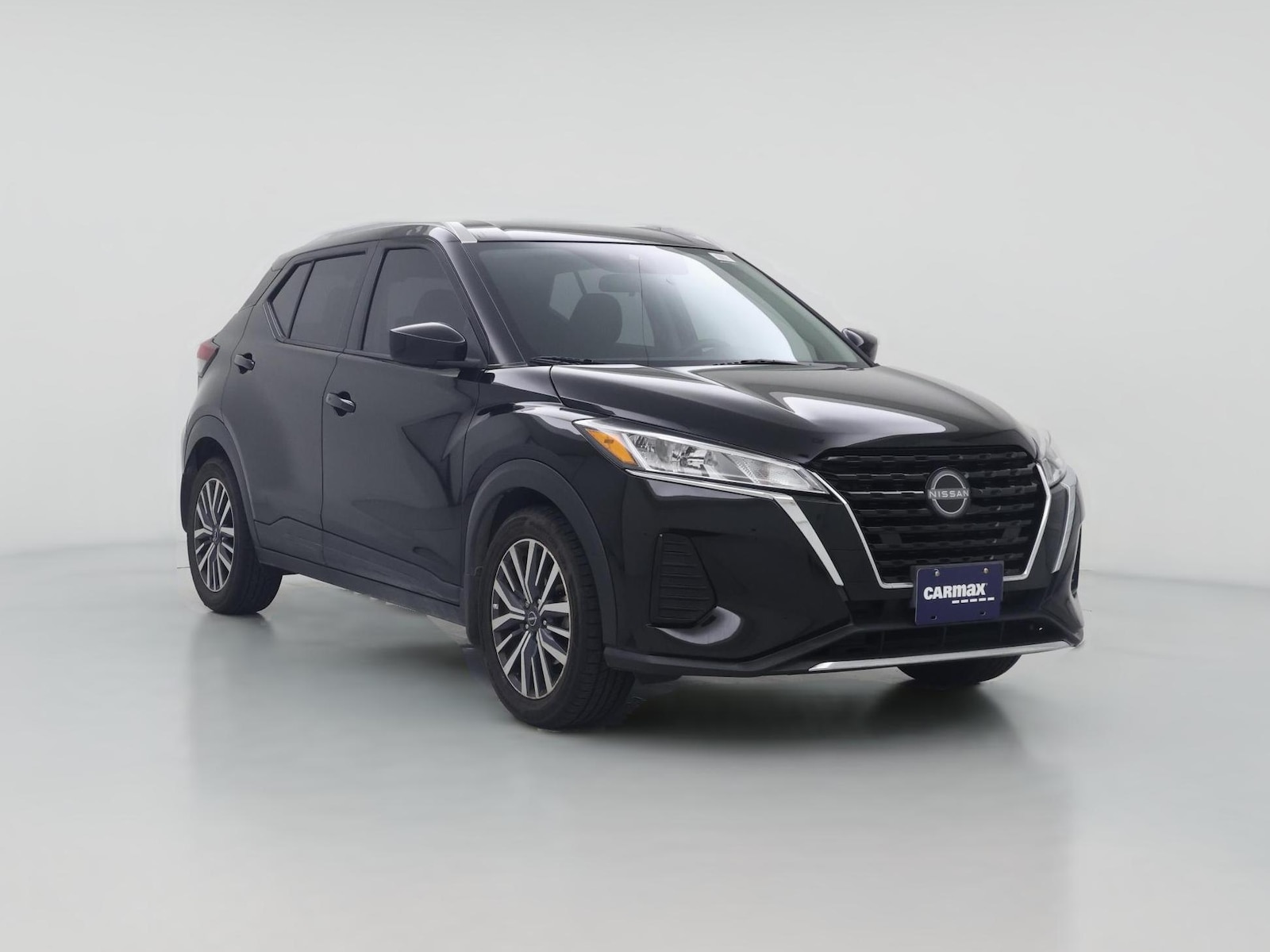 2023 Nissan Kicks SV - Photo 1
