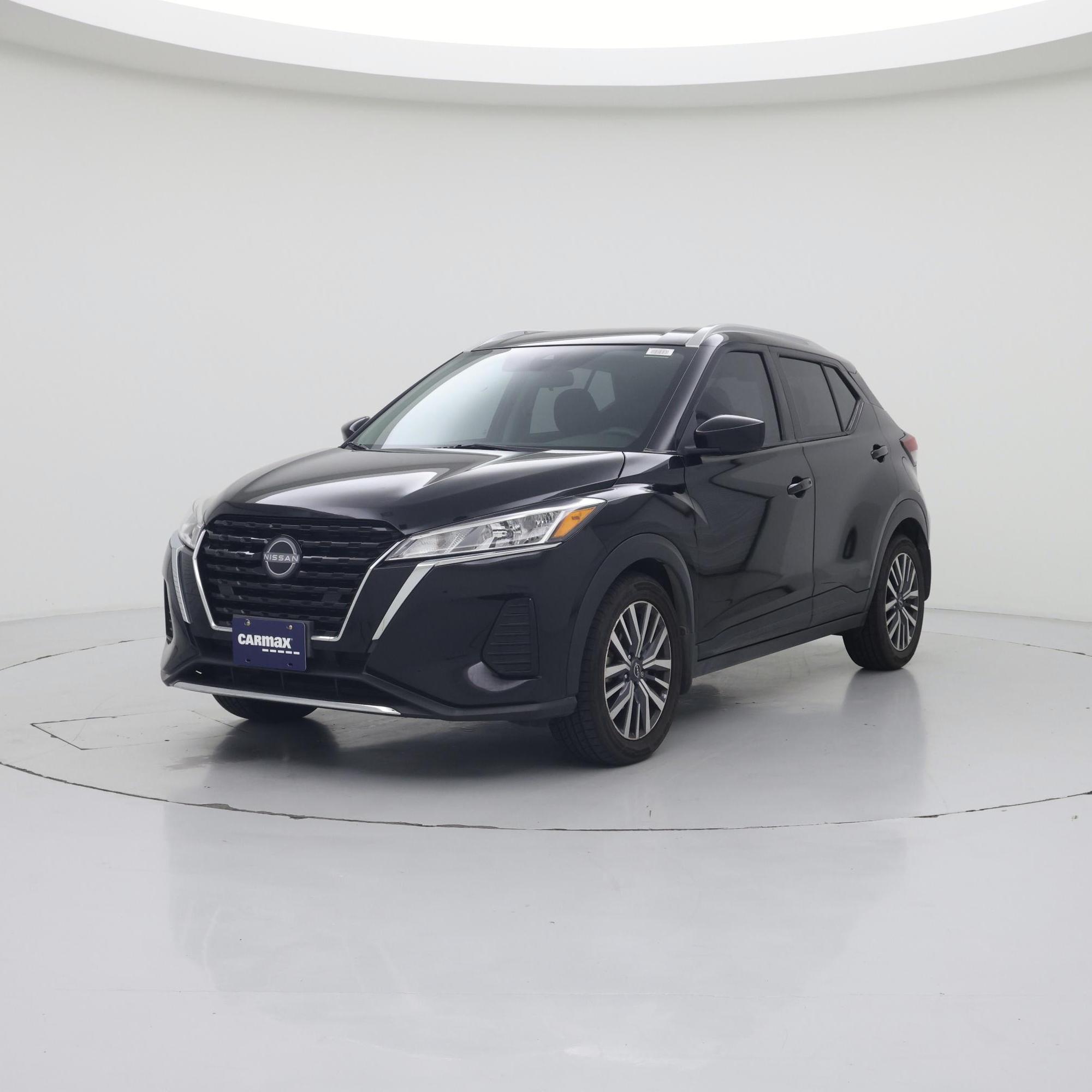 Thumbnail: 2023 Nissan Kicks - 4