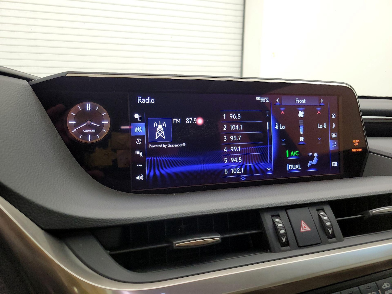 2021 Lexus ES 350 - Photo 17