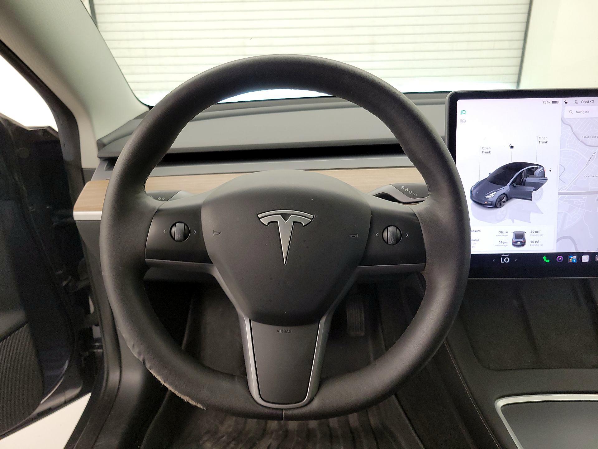Thumbnail: 2023 Tesla Model 3 - 10