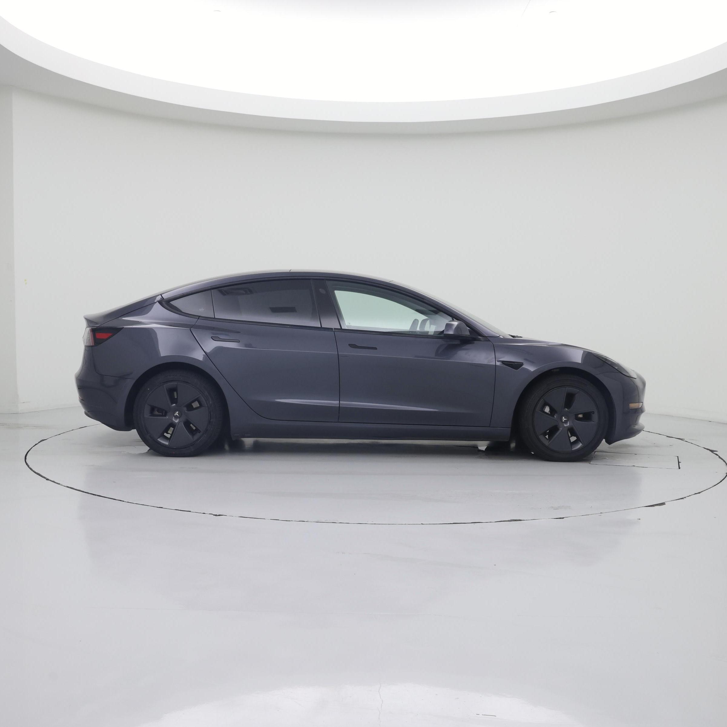 Thumbnail: 2023 Tesla Model 3 - 7