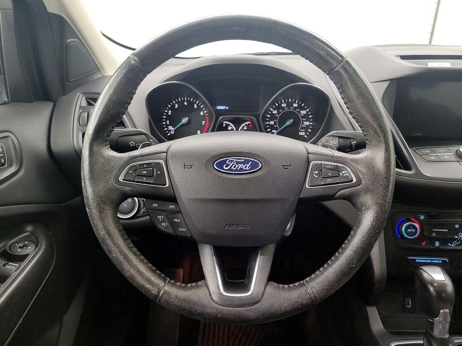 2017 Ford Escape SE - Photo 11