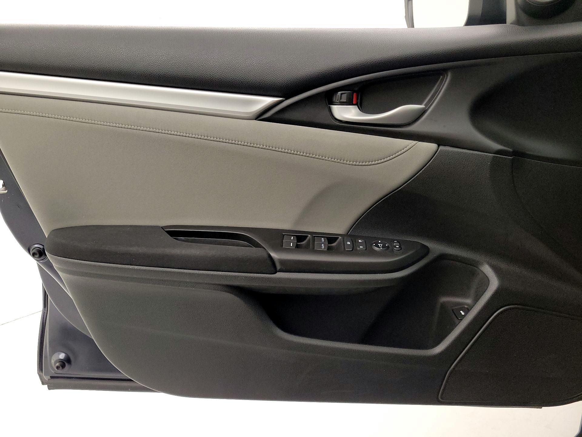Thumbnail: 2019 Honda Civic - 12