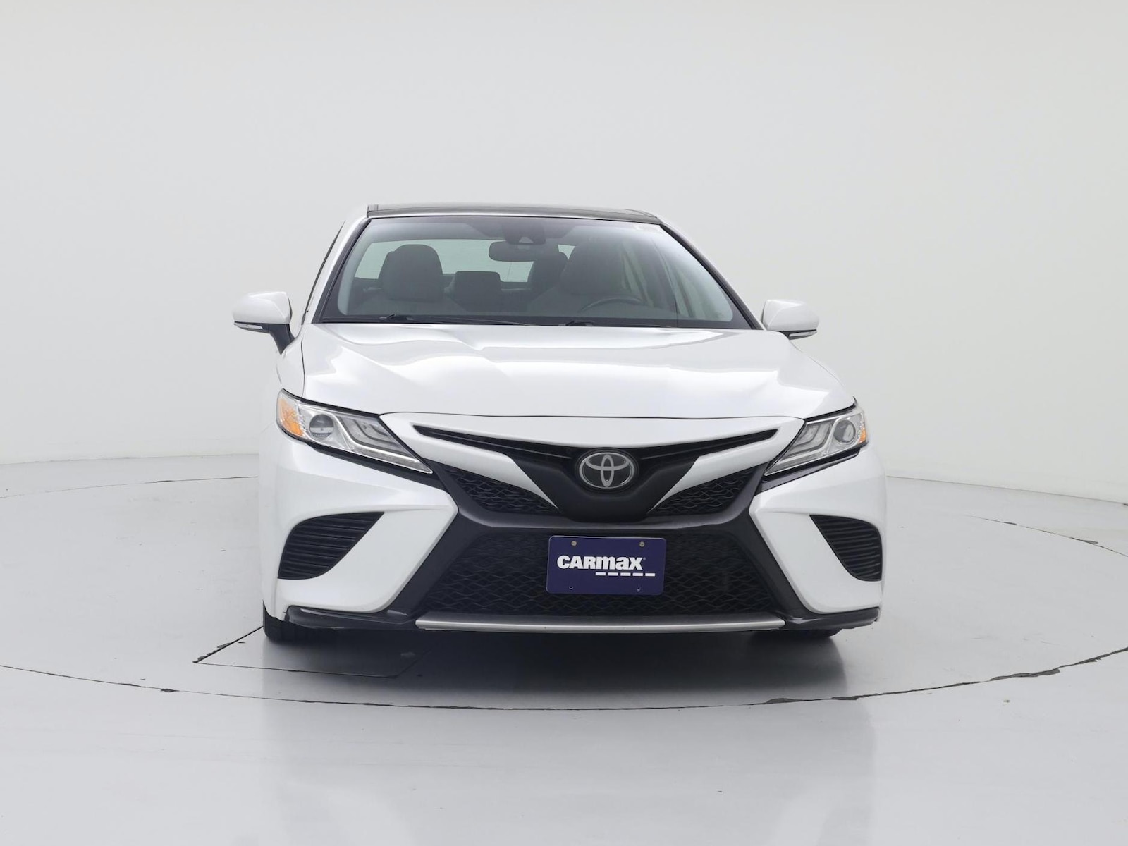 2020 Toyota Camry XSE - Photo 6