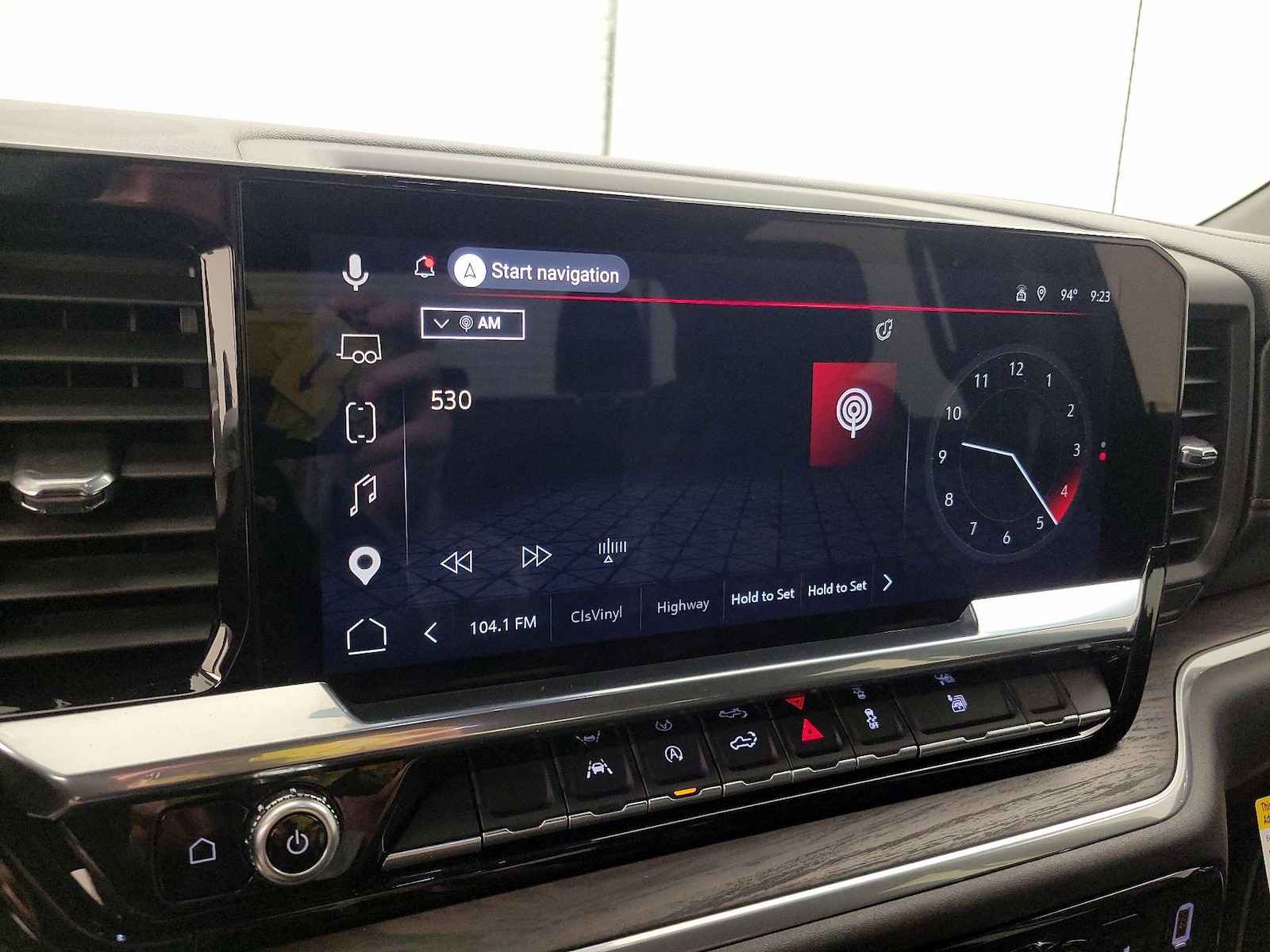 2026 GMC Sierra 1500 SLT - Photo 17