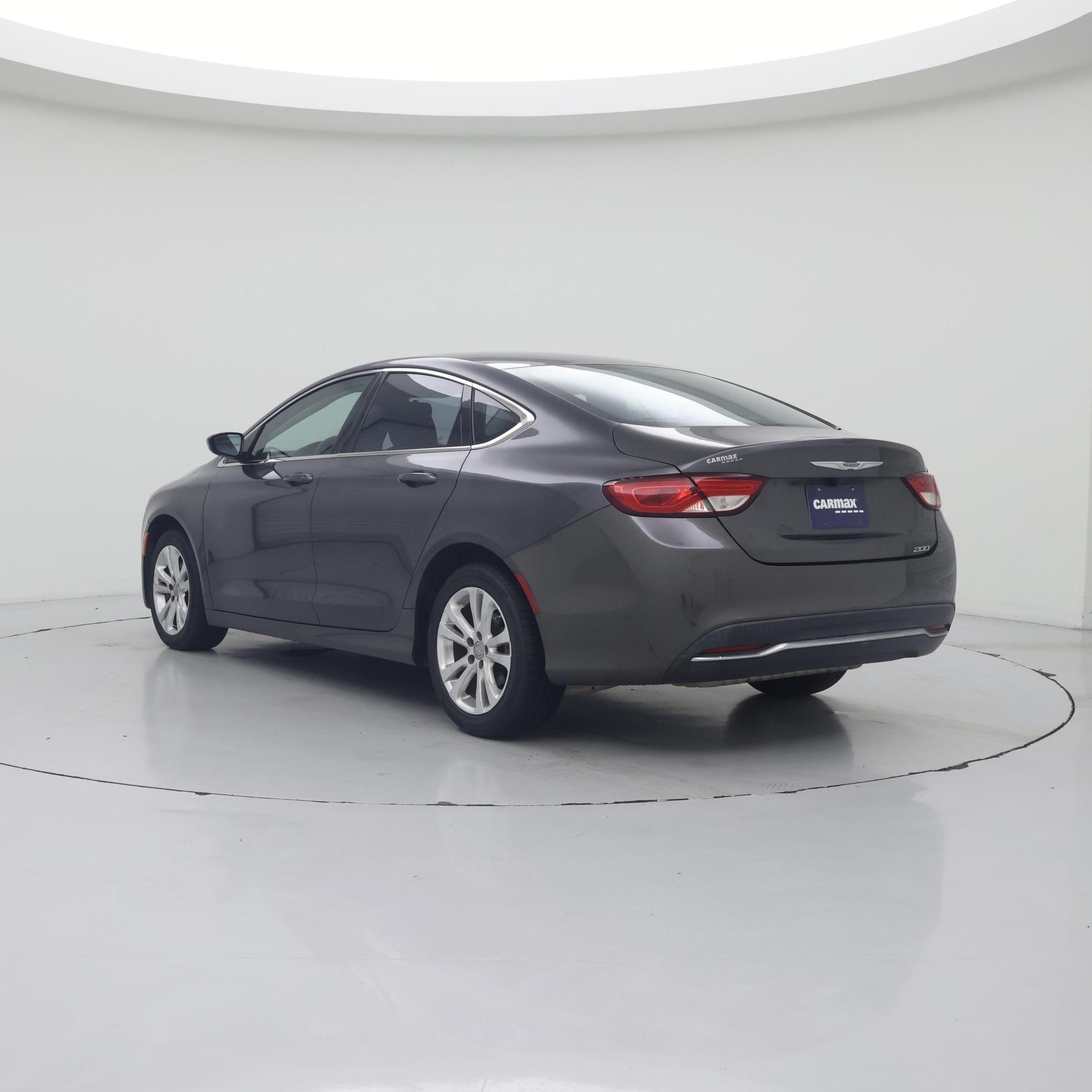 Thumbnail: 2016 Chrysler 200 - 2