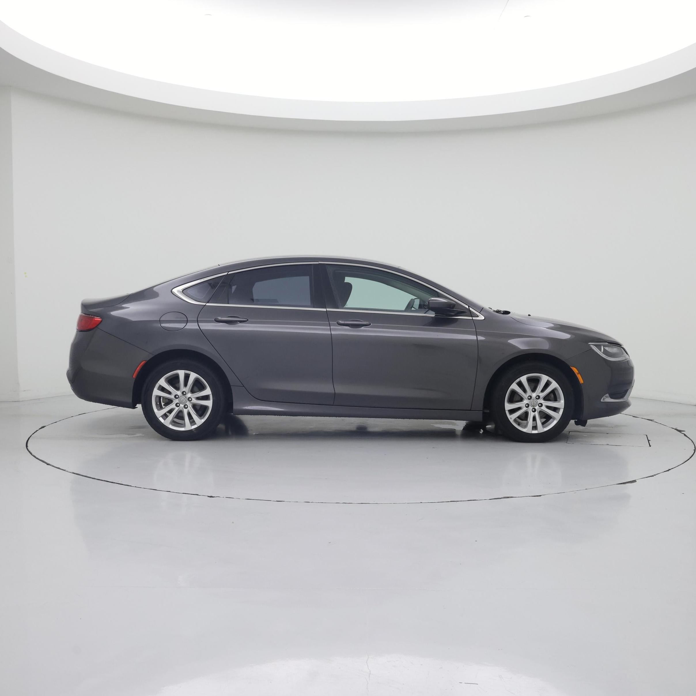 Thumbnail: 2016 Chrysler 200 - 7